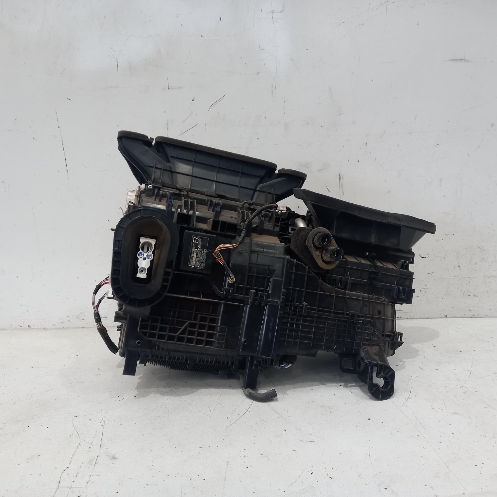 View Auto part Heater Core/Box Toyota Hilux 2016