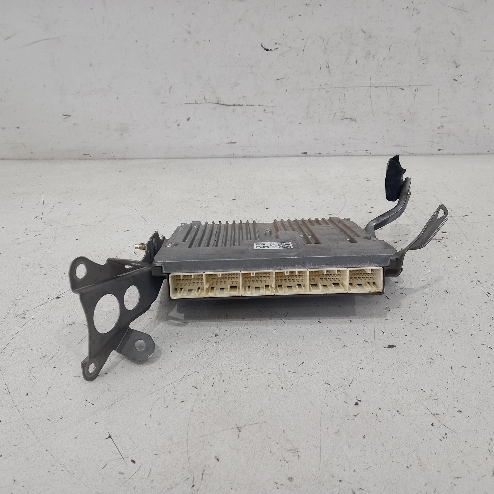 View Auto part Ecu Toyota Hilux 2016