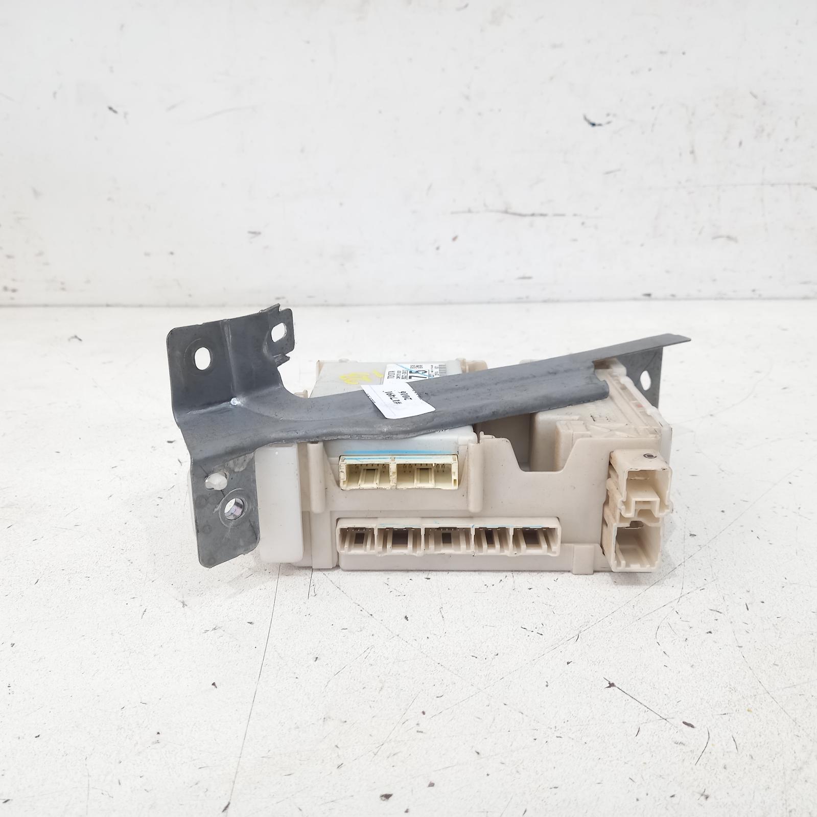 View Auto part Ecu Toyota Hilux 2016