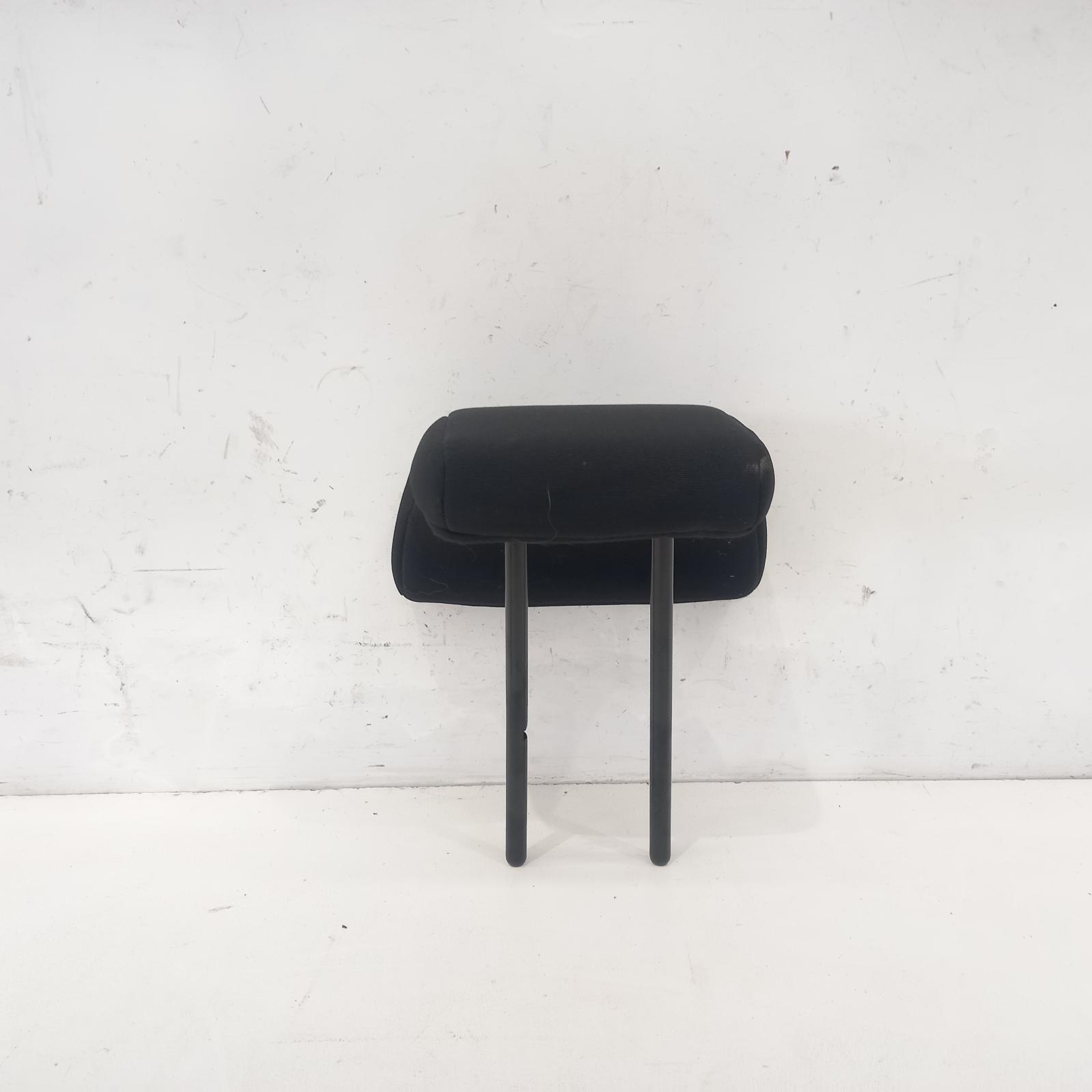 View Auto part Headrest Peugeot 208 2015