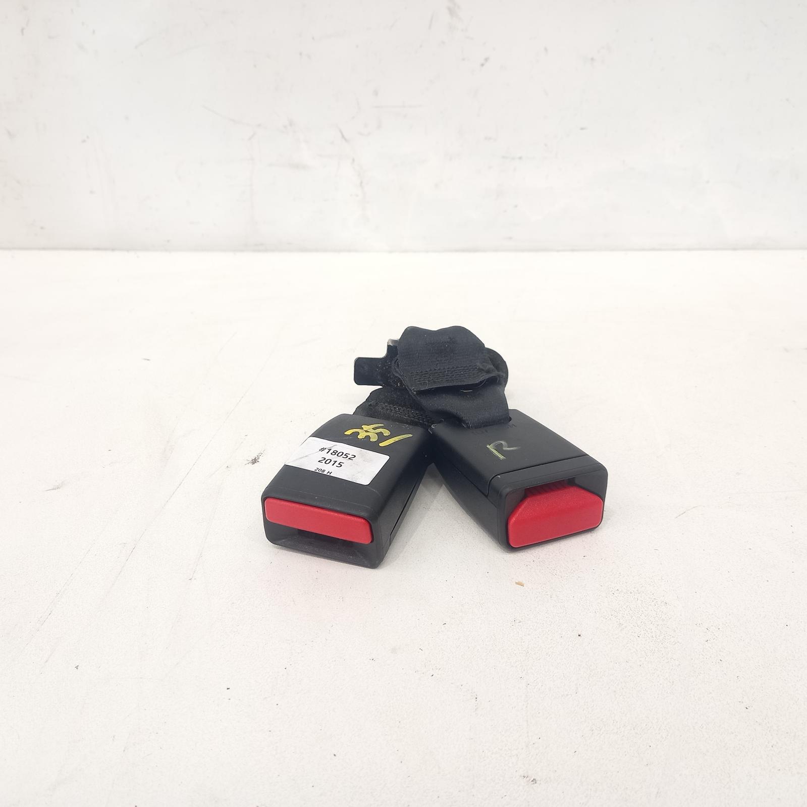 View Auto part Seatbelt/Stalk Peugeot 208 2015
