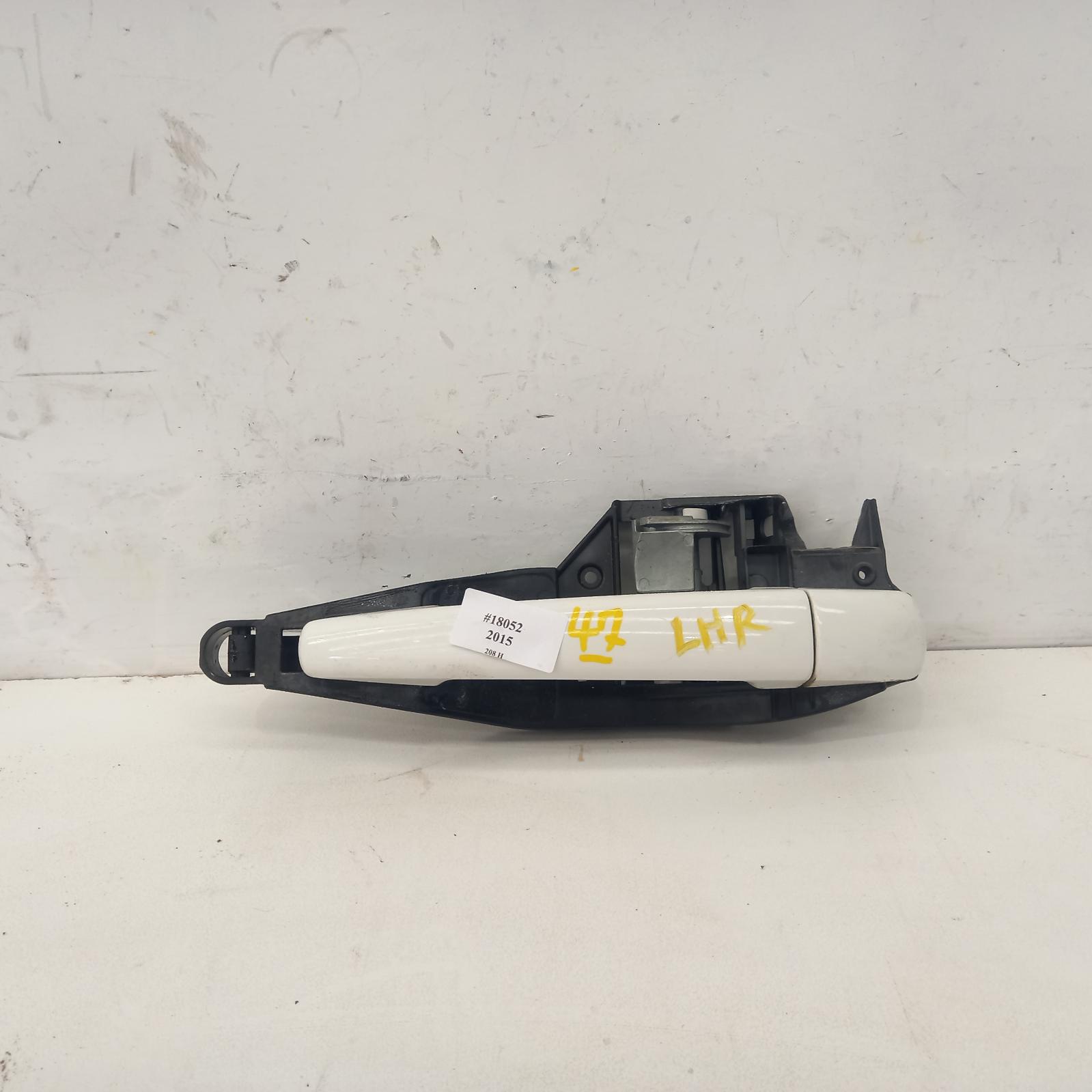 2015 Peugeot 208 Door Handle View Auto part Door Handle Peugeot 208 2015