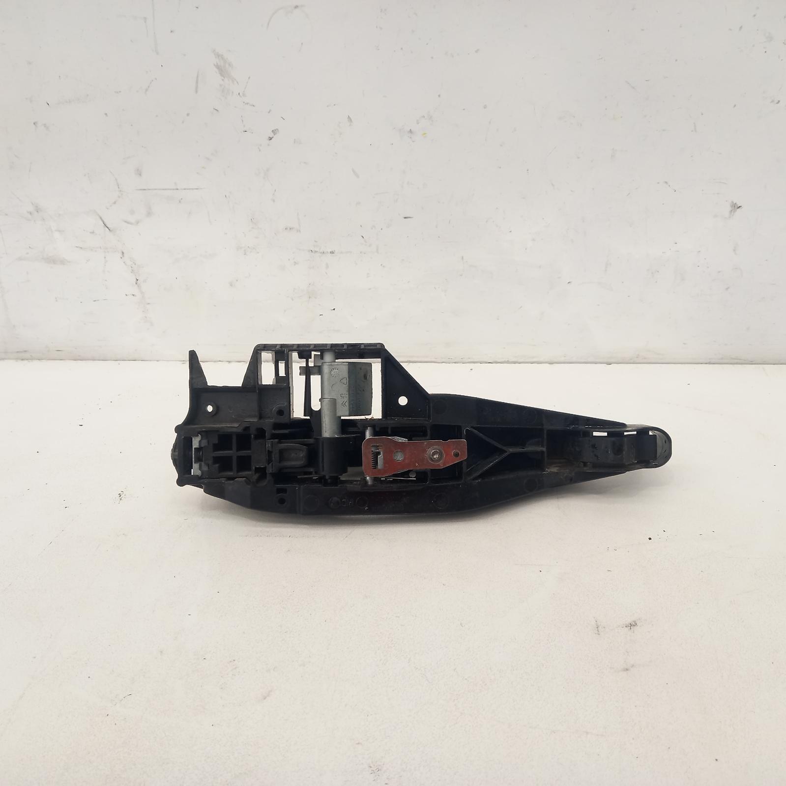 2015 Peugeot 208 Door Handle View Auto part Door Handle Peugeot 208 2015