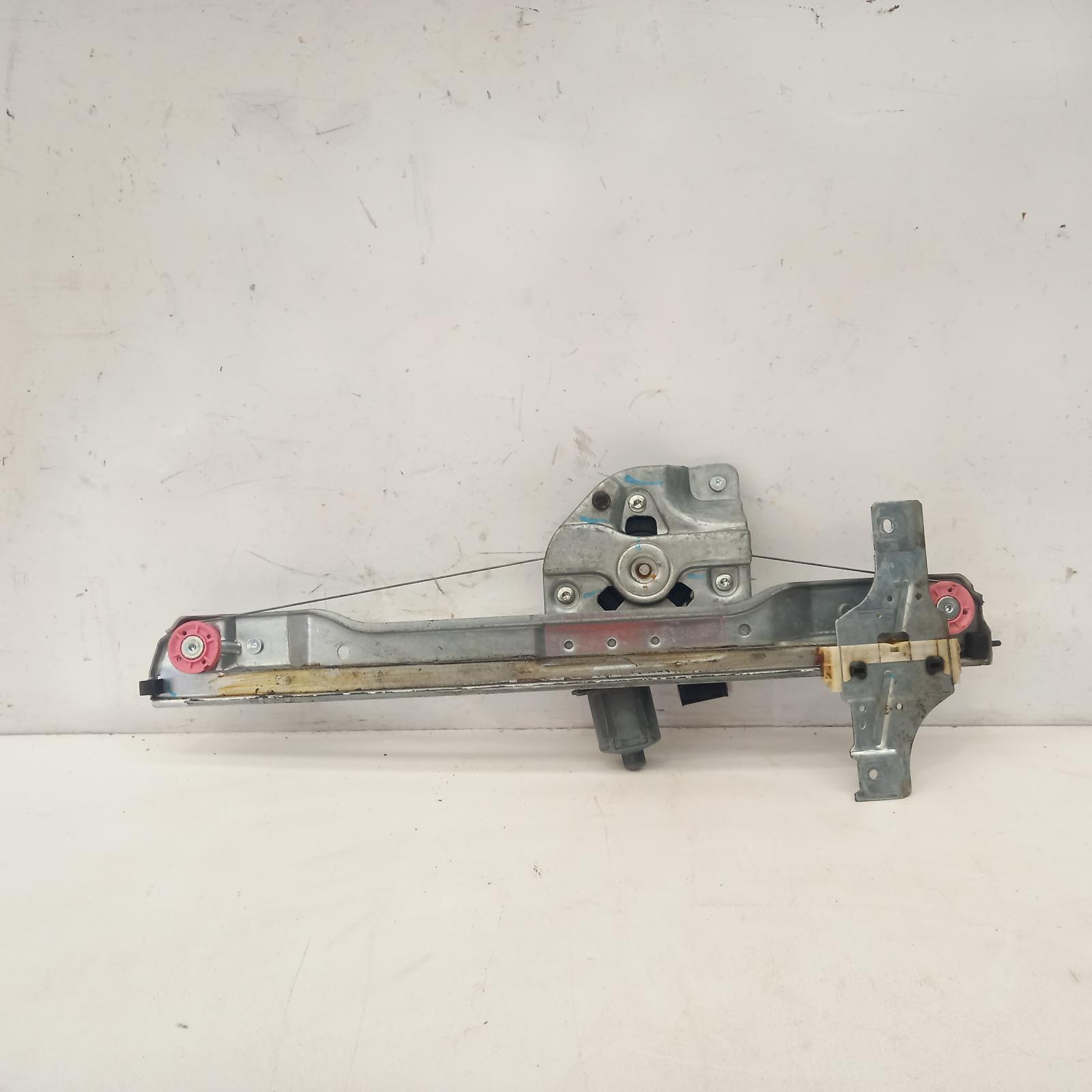 View Auto part Right Front Window Reg/Motor Peugeot 208 2015