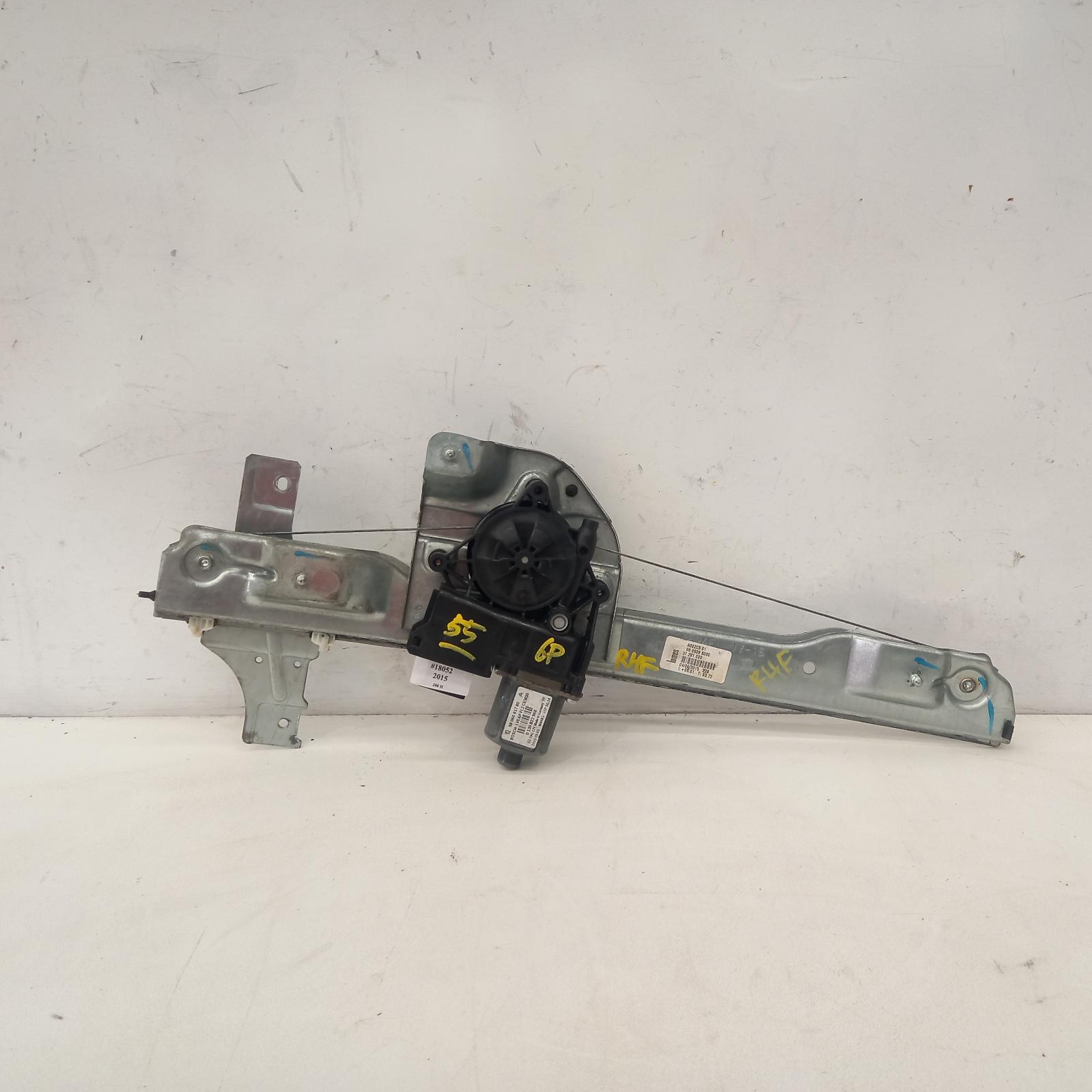 View Auto part Right Front Window Reg/Motor Peugeot 208 2015