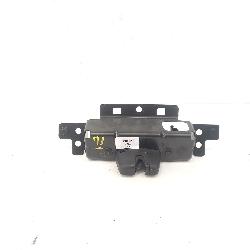 View Auto part Door/Boot/Gate Lock Peugeot 208 2015