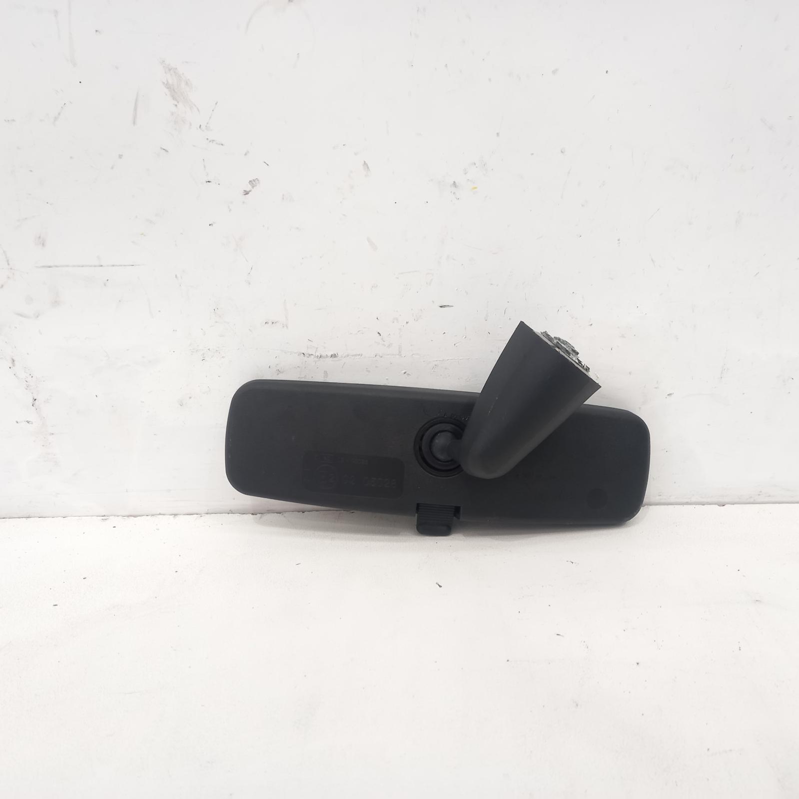View Auto part Interior Mirror Peugeot 208 2015