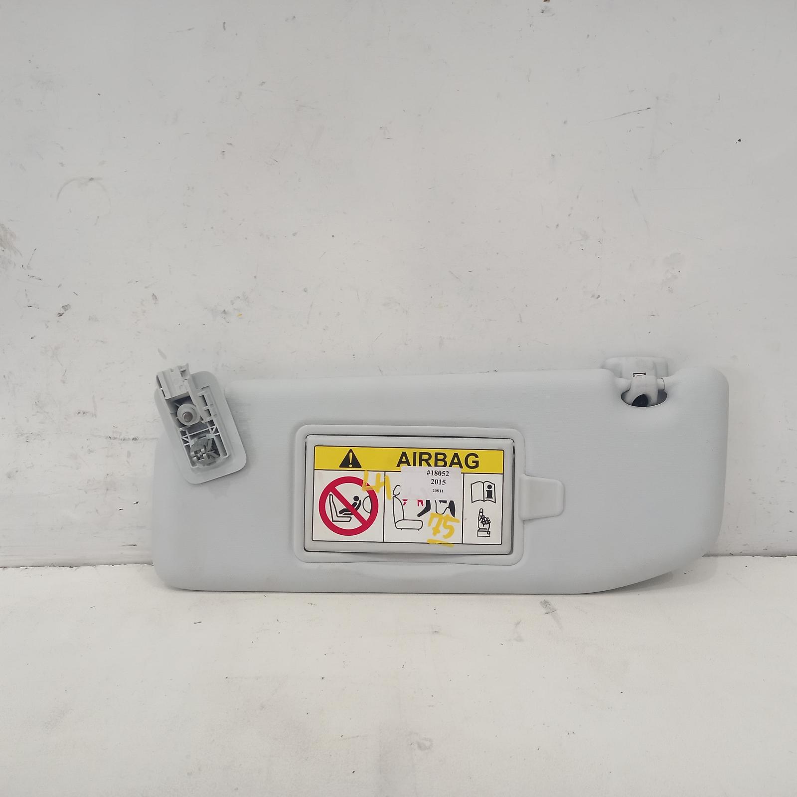 View Auto part Sunvisor Peugeot 208 2015