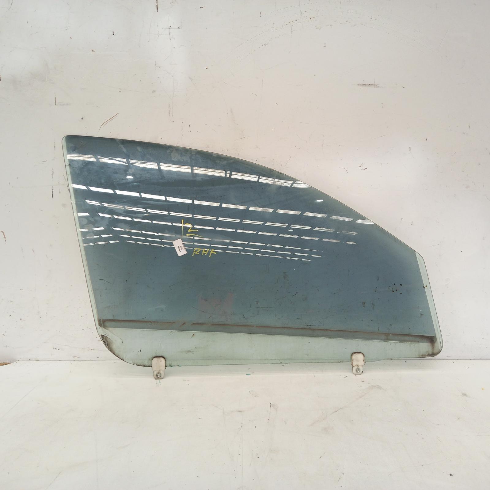 2011 Mitsubishi Outlander Right Front Door Window View Auto part Right Front Door Window Mitsubishi Outlander 2011