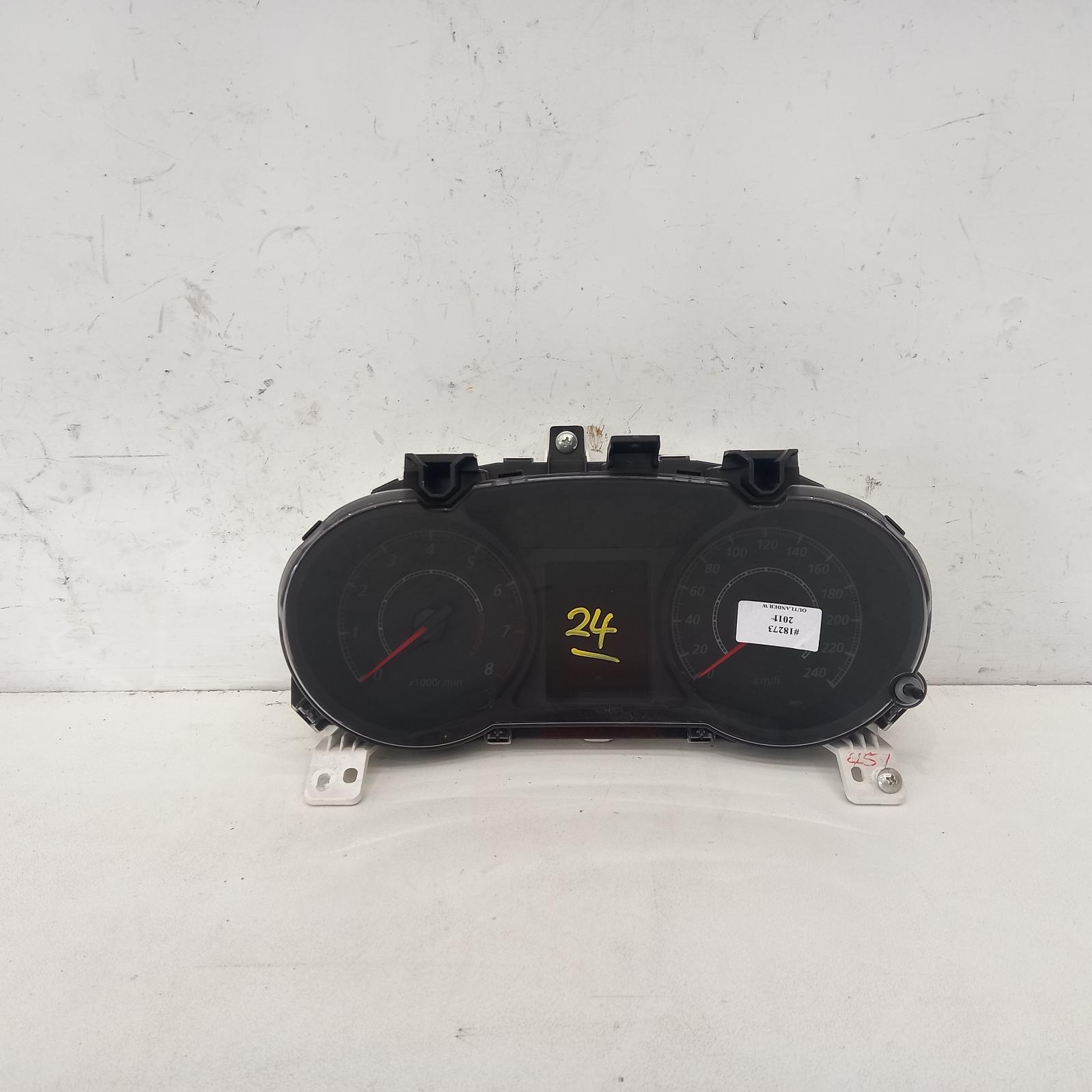 View Auto part Instrument Cluster Mitsubishi Outlander 2011