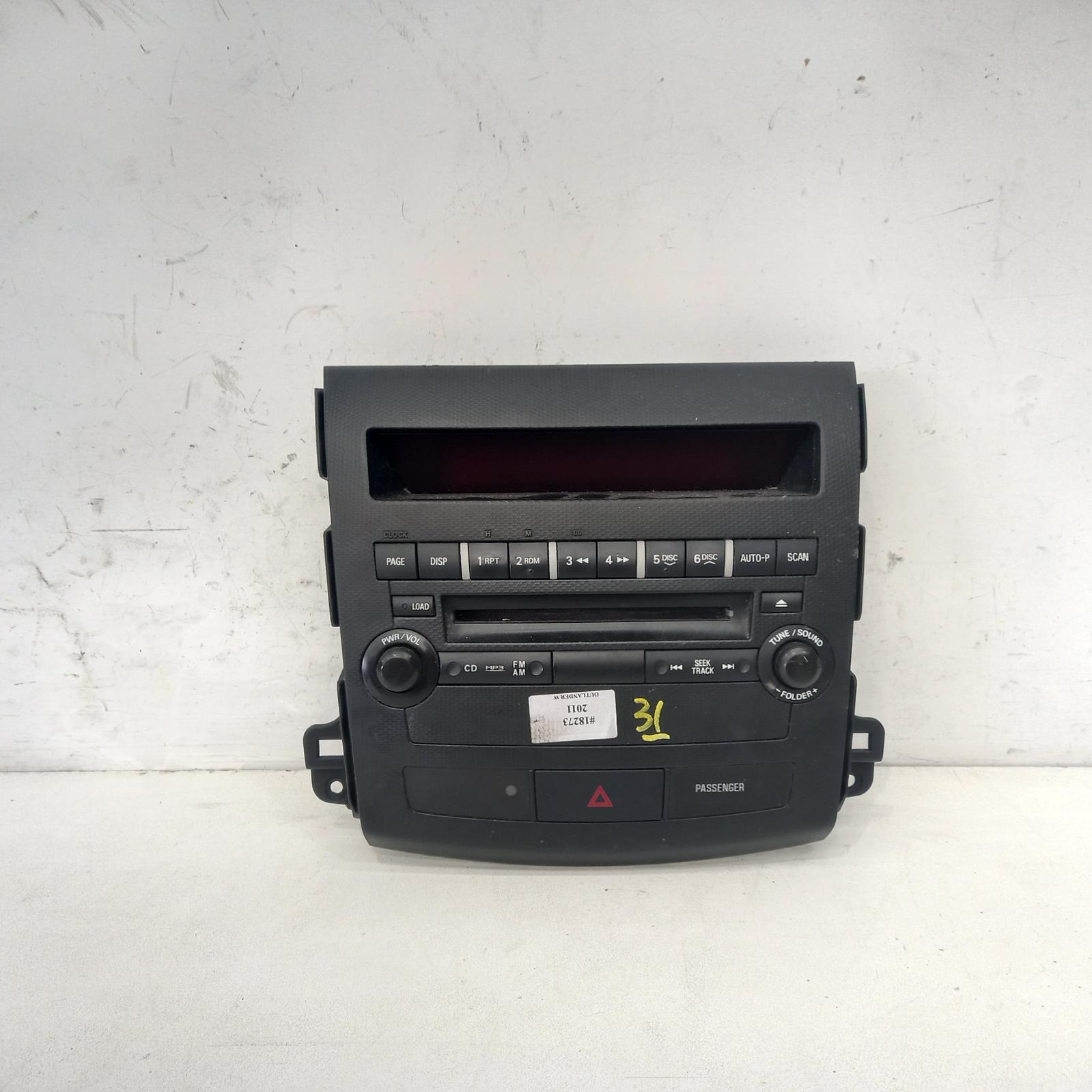 View Auto part Radio/Cd/Dvd/Sat/Tv Mitsubishi Outlander 2011