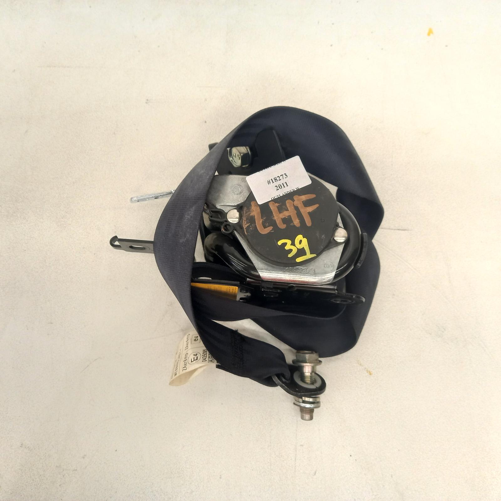 2011 Mitsubishi Outlander Seatbelt/Stalk View Auto part Seatbelt/Stalk Mitsubishi Outlander 2011