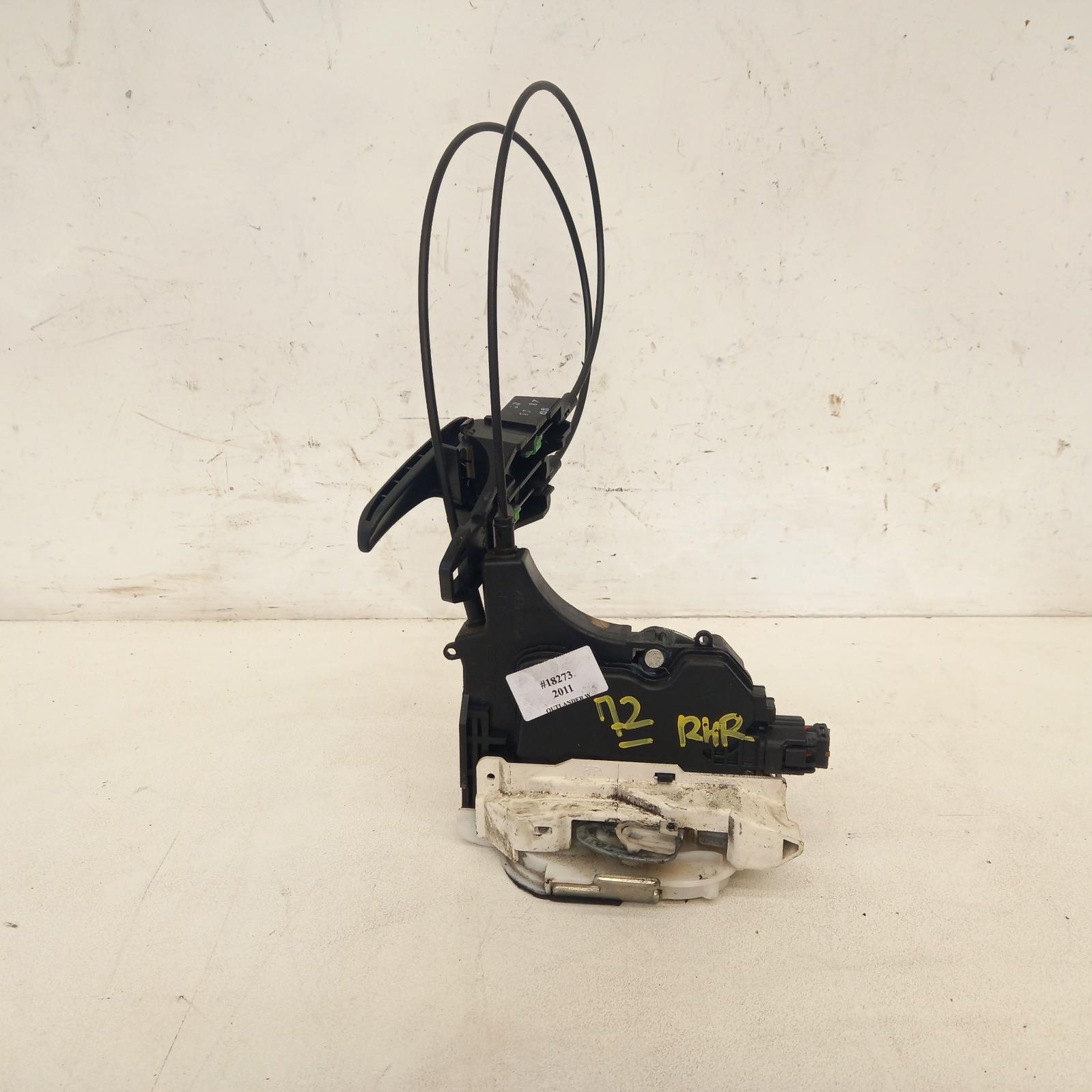 View Auto part Door/Boot/Gate Lock Mitsubishi Outlander 2011