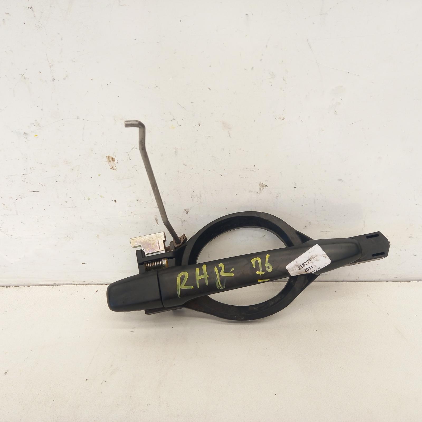 View Auto part Door Handle Mitsubishi Outlander 2011