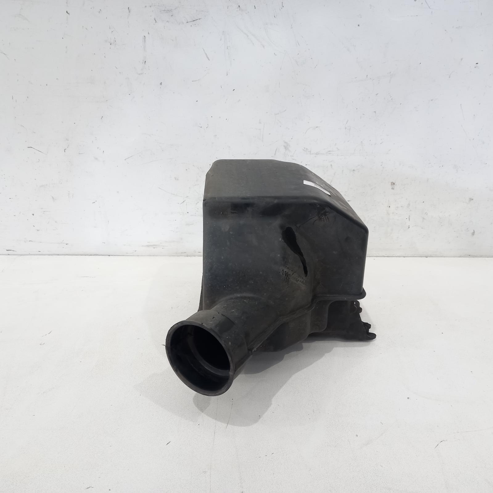 View Auto part Air Cleaner/Box Hyundai Tucson 2008