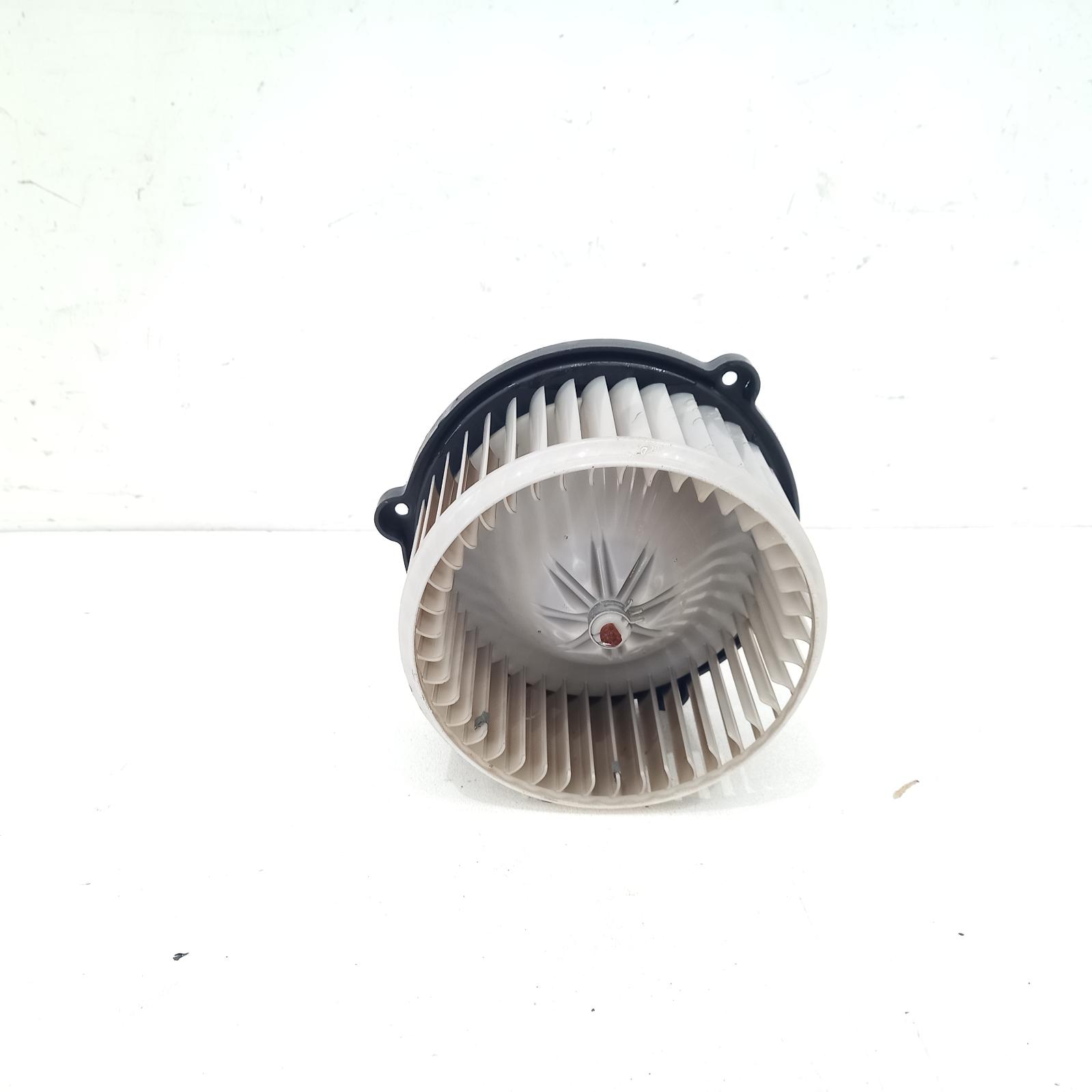View Auto part Heater Fan Motor Hyundai Tucson 2008
