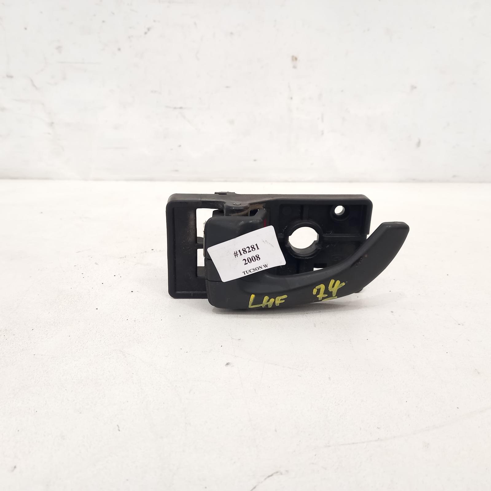 2008 Hyundai Tucson Door Handle View Auto part Door Handle Hyundai Tucson 2008