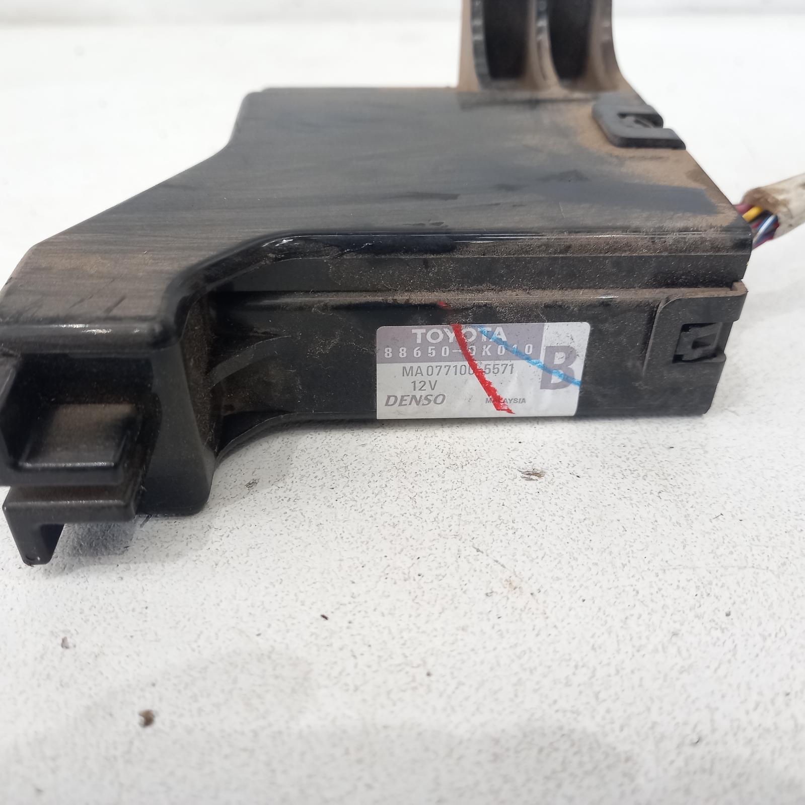 View Auto part Misc Switch/Relay Toyota Hilux 2006