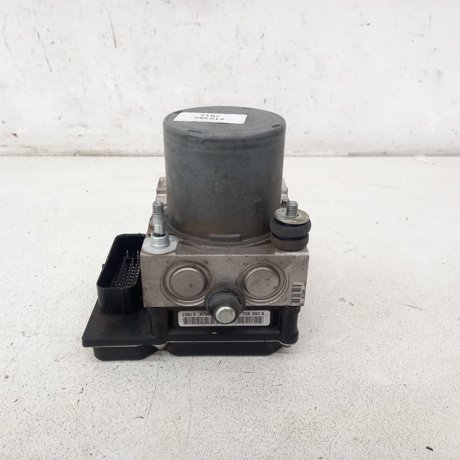 View Auto part Abs Pump/Modulator Holden Commodore 2012