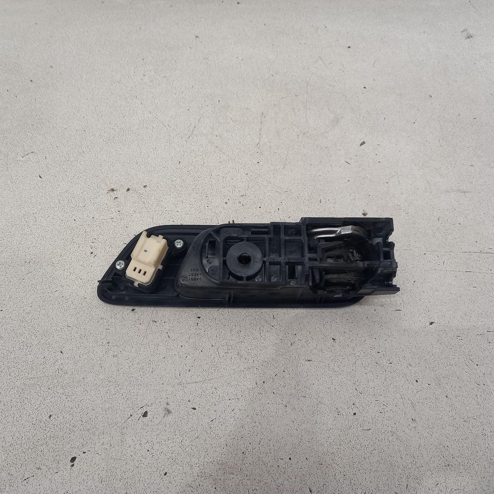 View Auto part Door Handle Mazda Cx9 2008