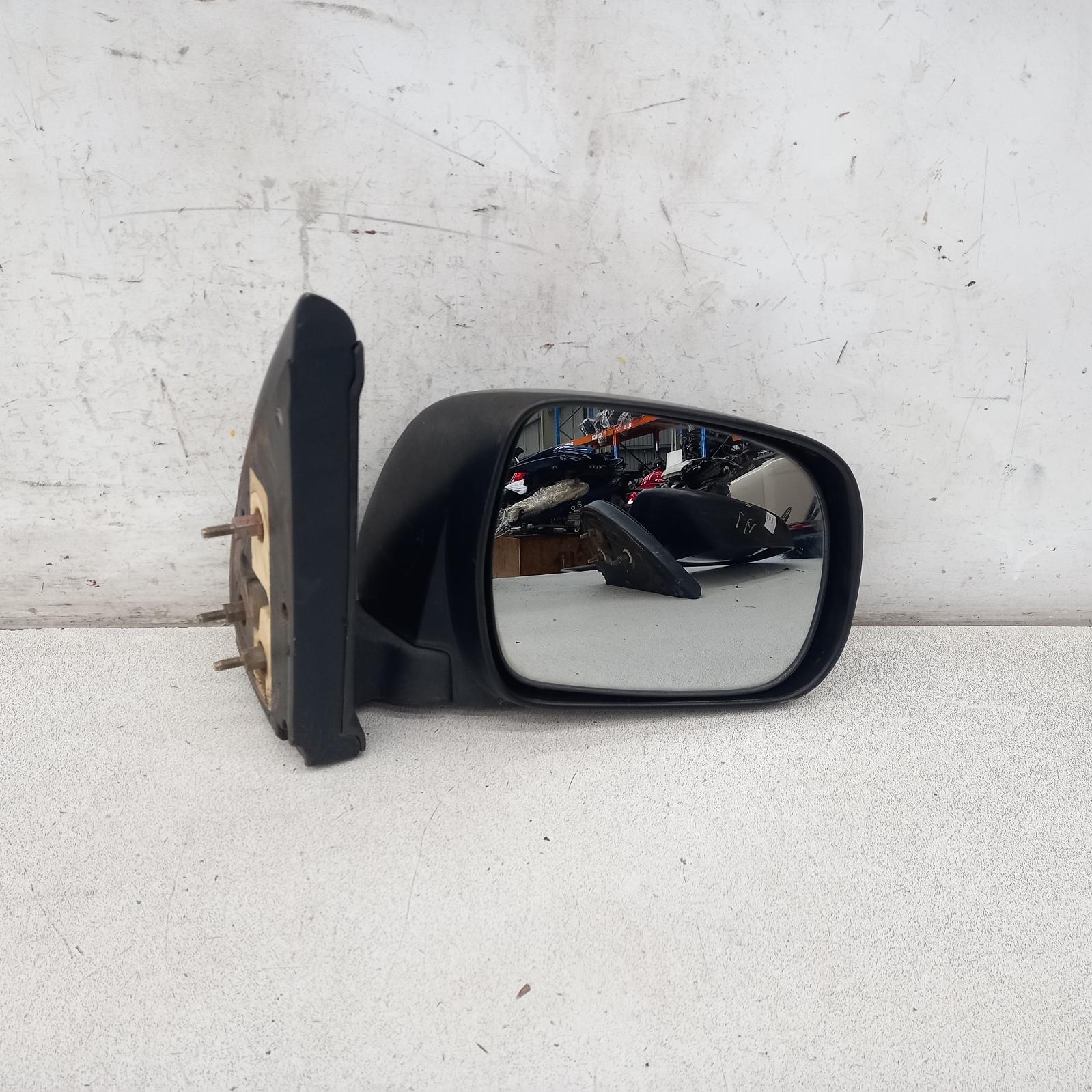 View Auto part Right Door Mirror Toyota Hilux 2005