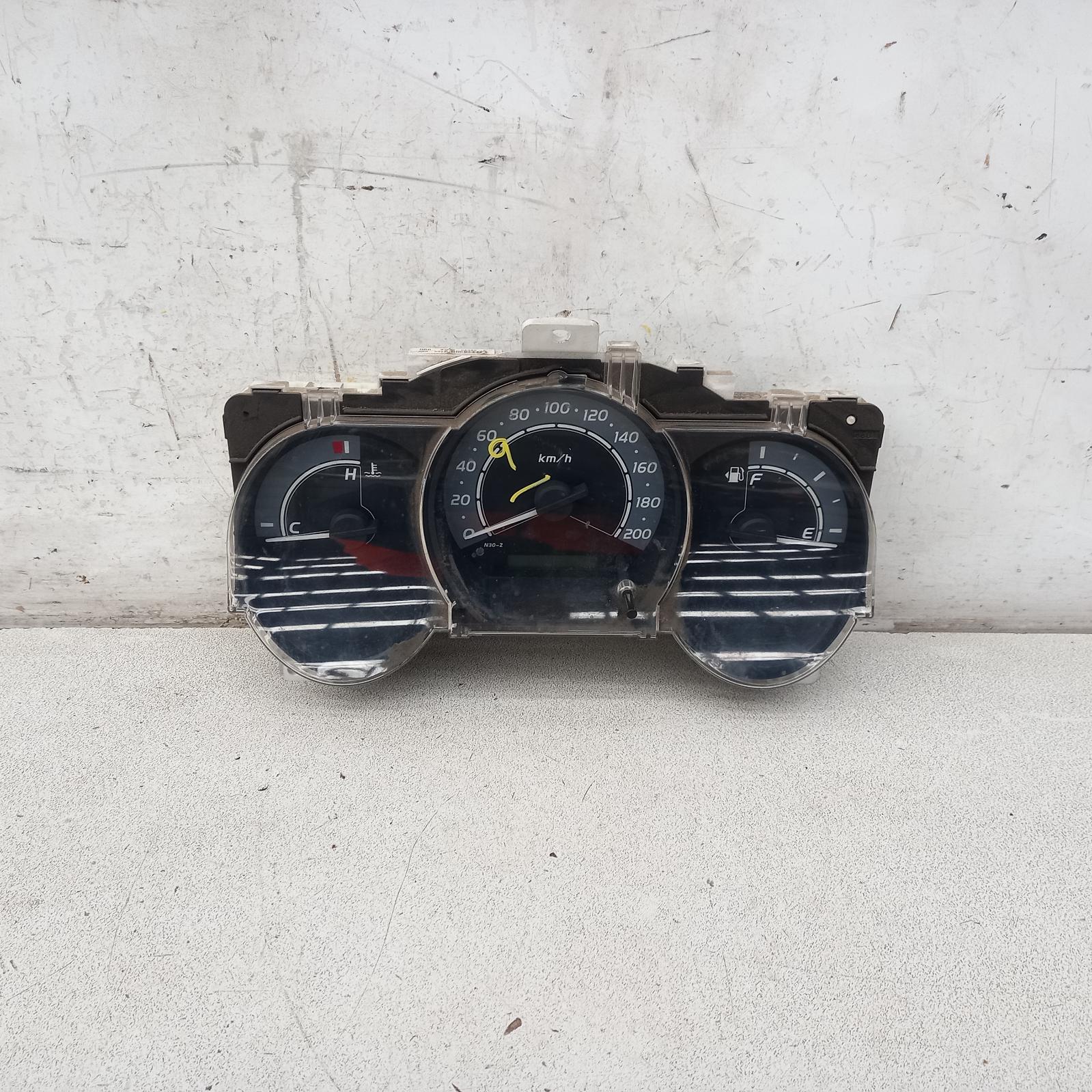 View Auto part Instrument Cluster Toyota Hilux 2005