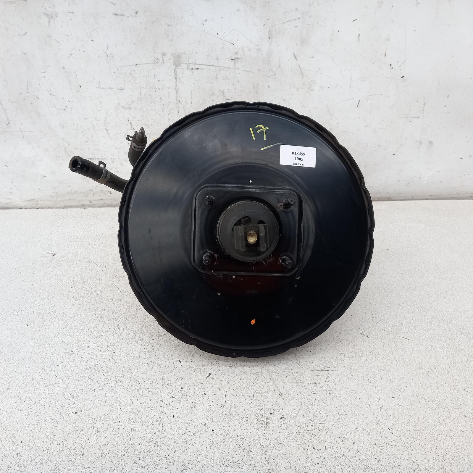 View Auto part Brake Booster Toyota Hilux 2005