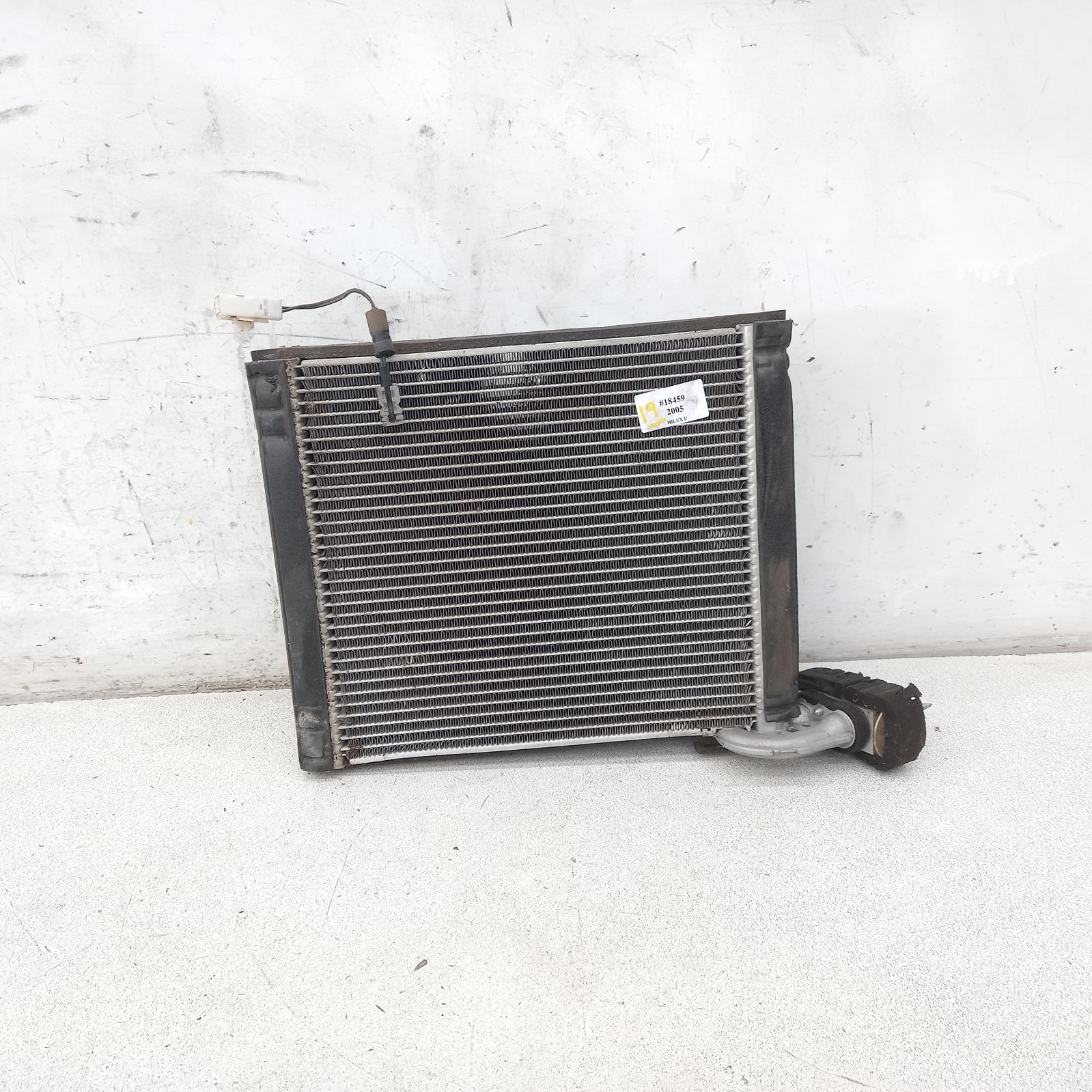 View Auto part A/C Evaporator Toyota Hilux 2005