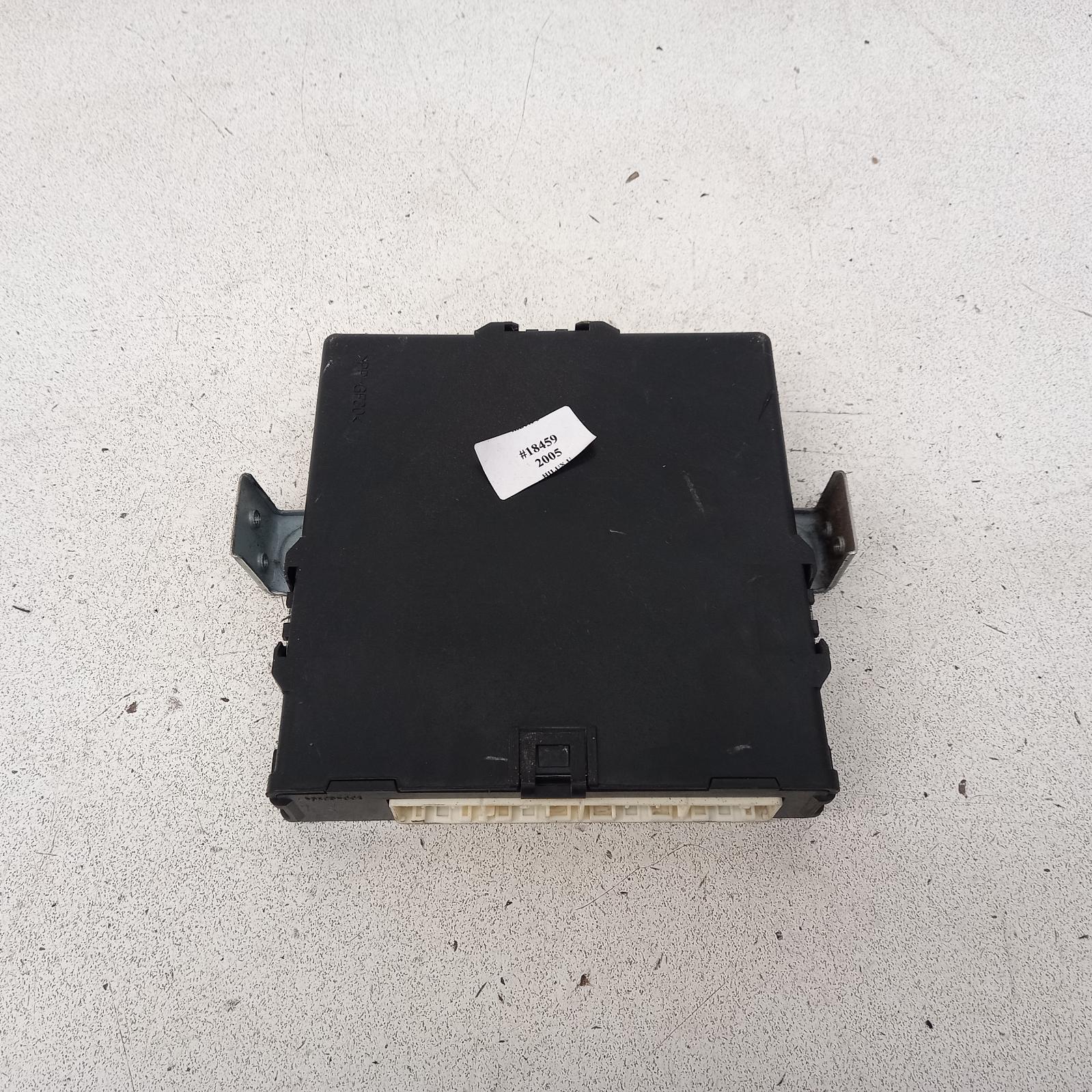 View Auto part Ecu Toyota Hilux 2005