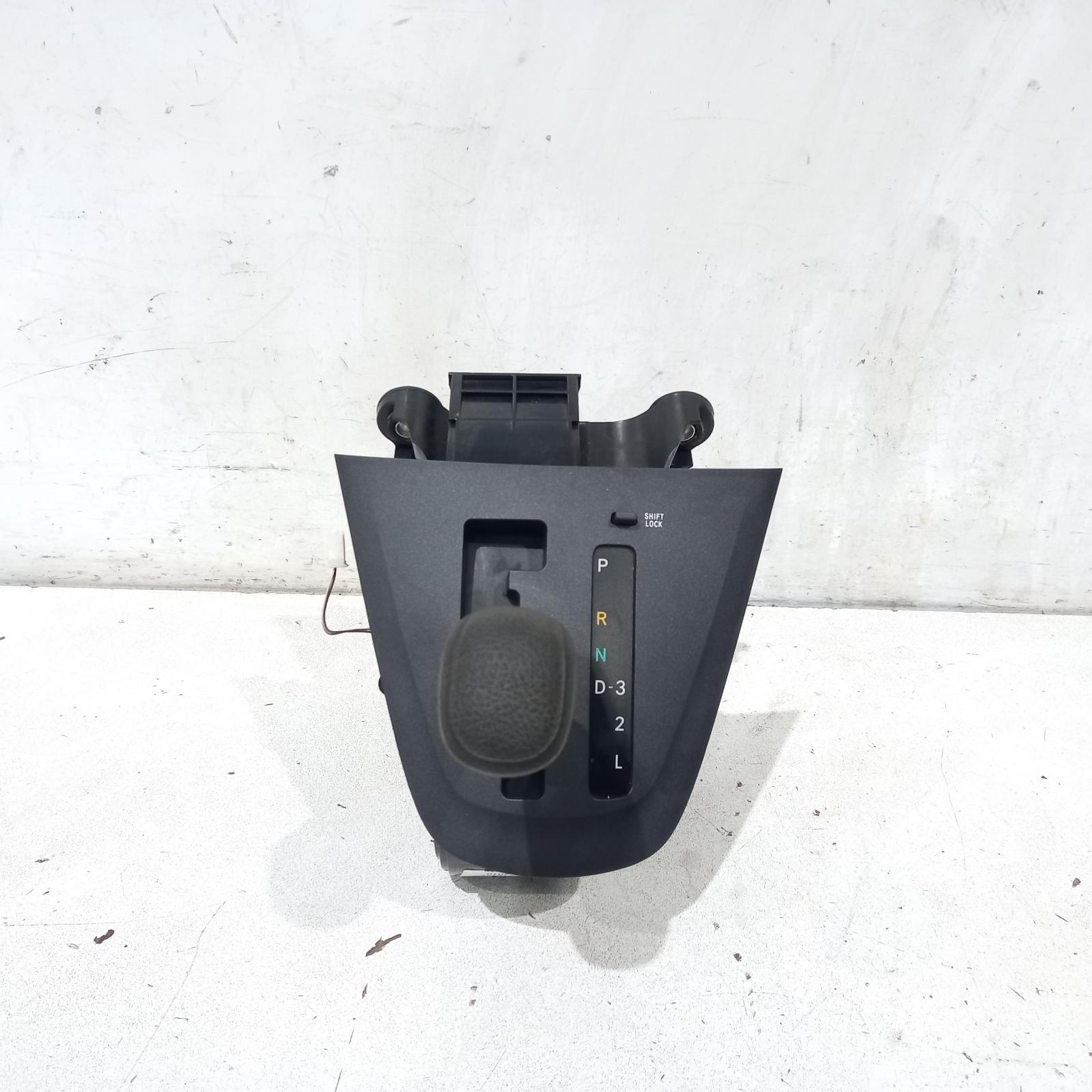 2010 Toyota Corolla Gear Stick/Shifter View Auto part Gear Stick/Shifter Toyota Corolla 2010