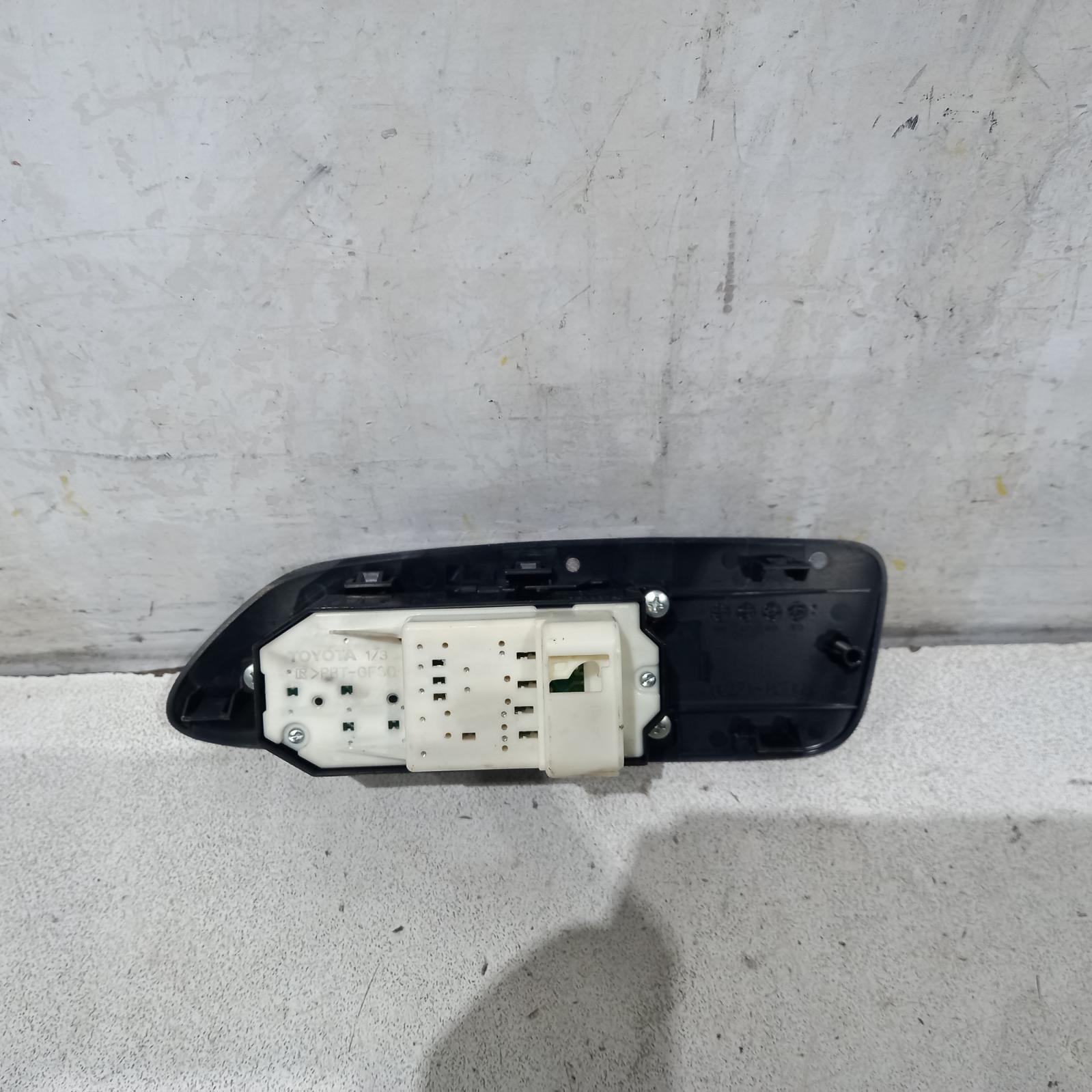 2010 Toyota Corolla Pwr Dr Wind Switch View Auto part Pwr Dr Wind Switch Toyota Corolla 2010