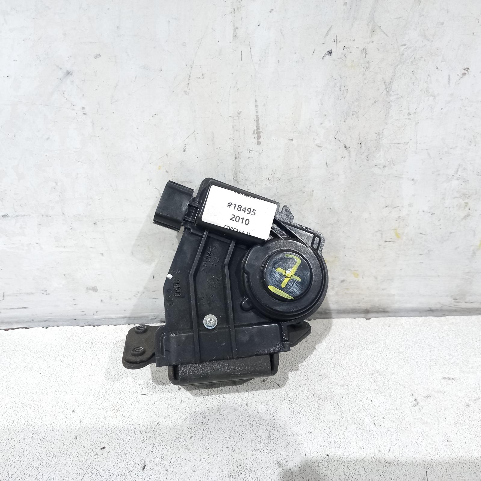2010 Toyota Corolla Door/Boot/Gate Lock View Auto part Door/Boot/Gate Lock Toyota Corolla 2010