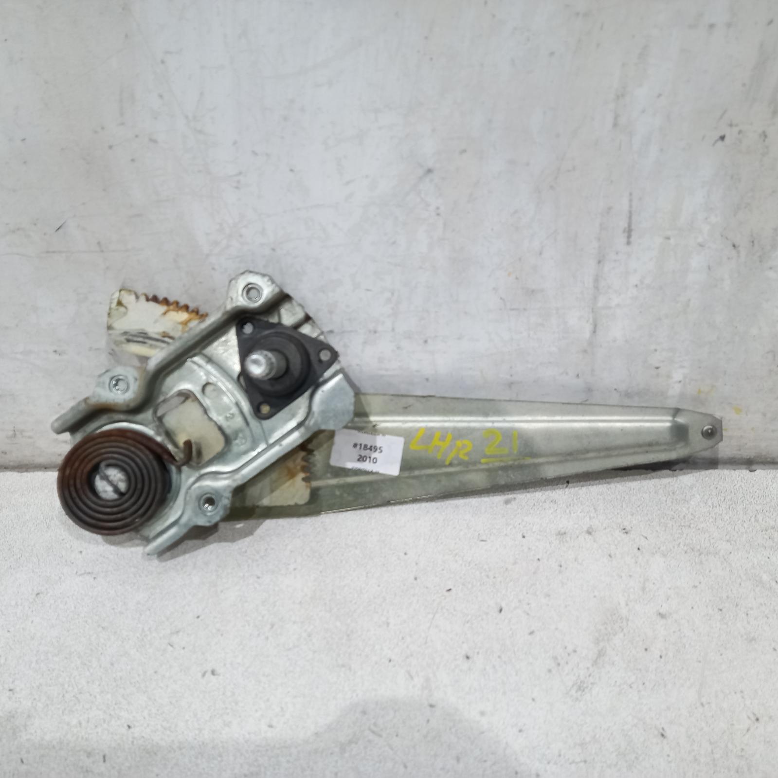 2010 Toyota Corolla Left Rear Wnd Reg/Motor View Auto part Left Rear Wnd Reg/Motor Toyota Corolla 2010