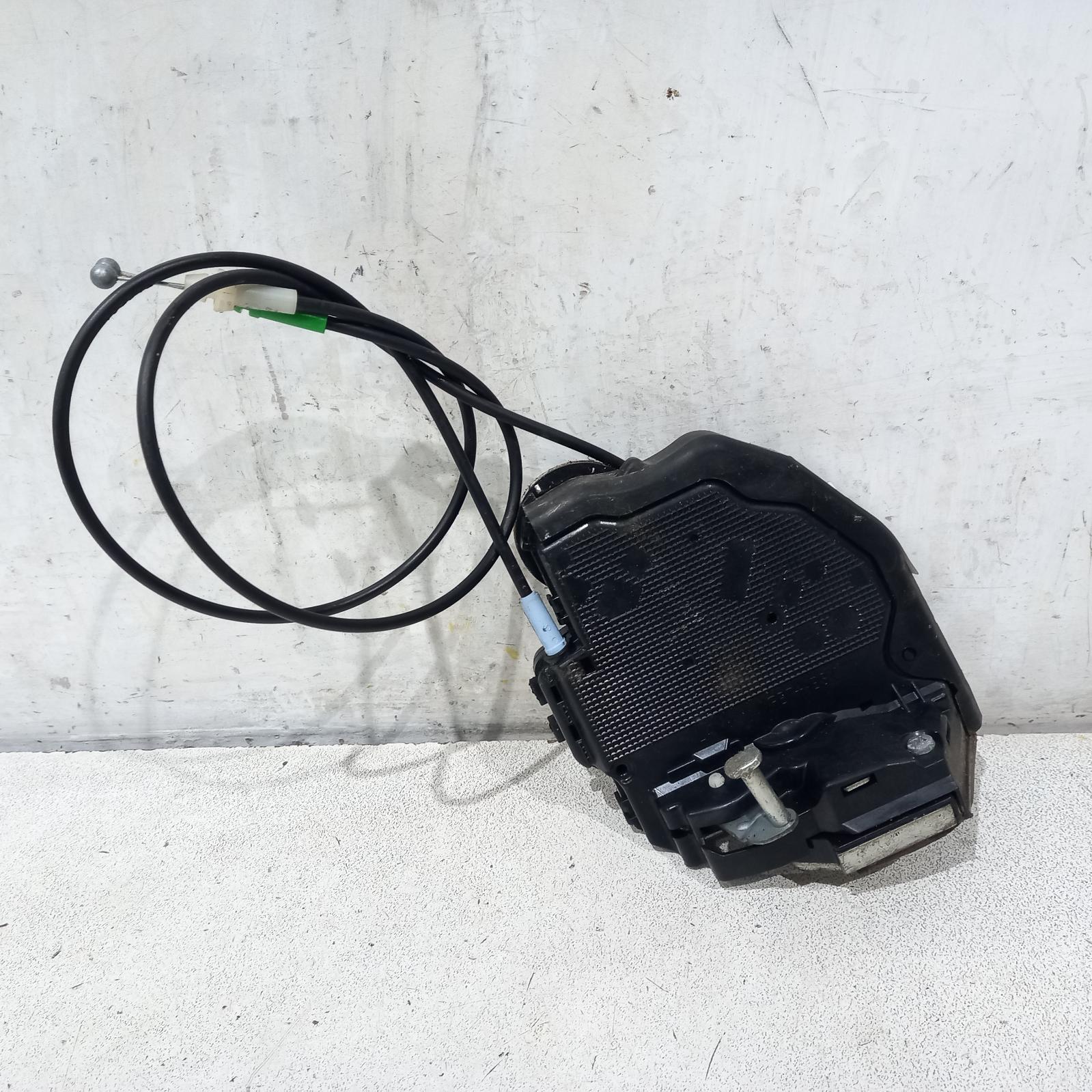 2010 Toyota Corolla Door/Boot/Gate Lock View Auto part Door/Boot/Gate Lock Toyota Corolla 2010