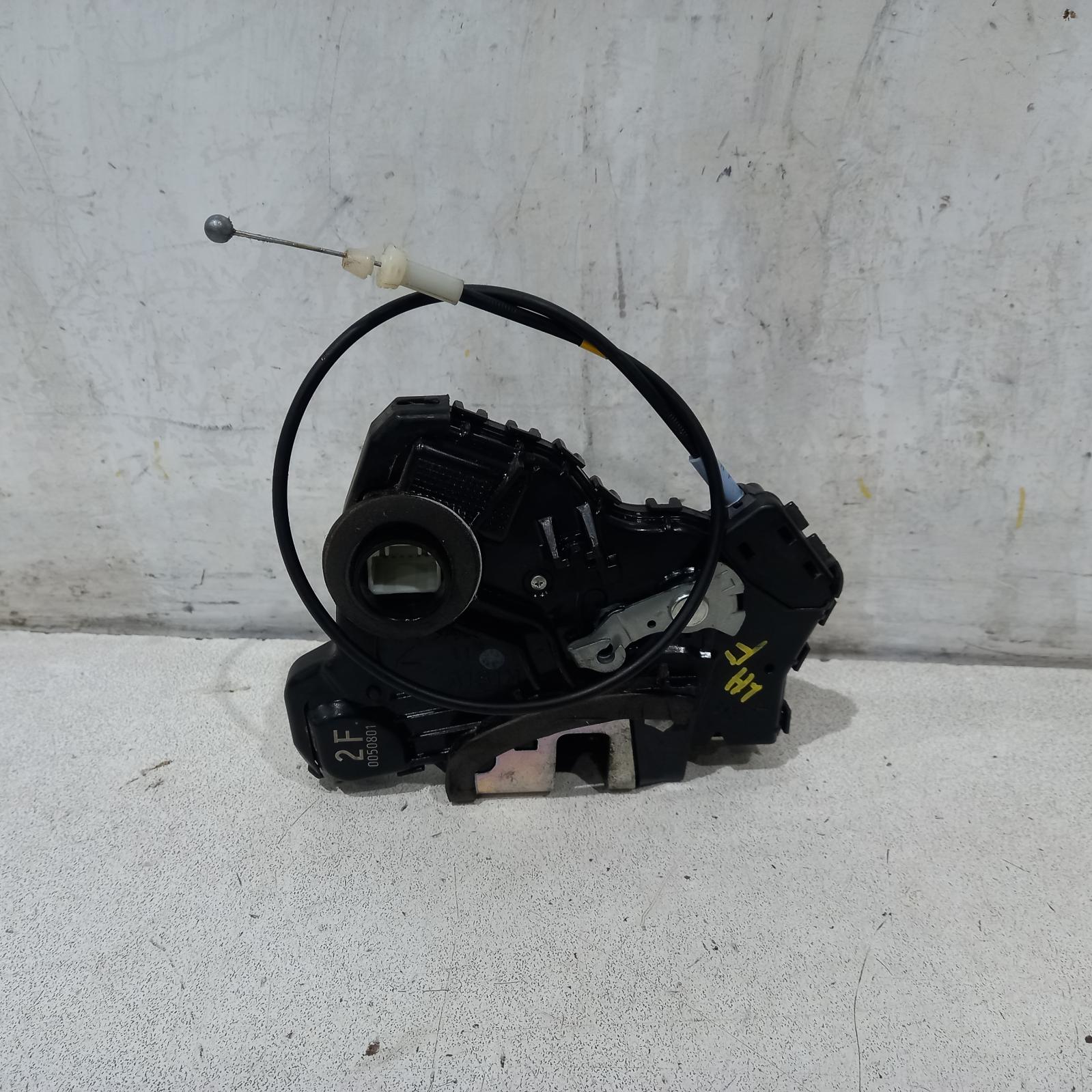 2010 Toyota Corolla Door/Boot/Gate Lock View Auto part Door/Boot/Gate Lock Toyota Corolla 2010