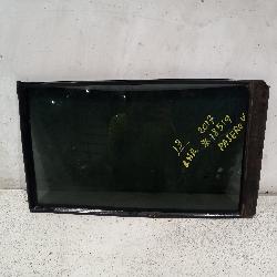 View Auto part Right Rear 1/4 Door Glass Mitsubishi Pajero 2017