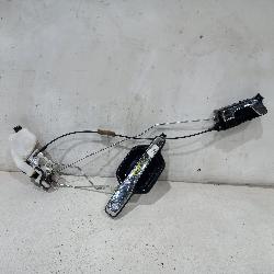 View Auto part Door/Boot/Gate Lock Mitsubishi Pajero 2017