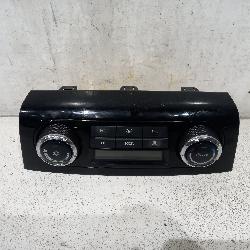 View Auto part Heater/Ac Controls Mitsubishi Pajero 2017