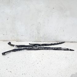 View Auto part Wiper Arm Mitsubishi Pajero 2017