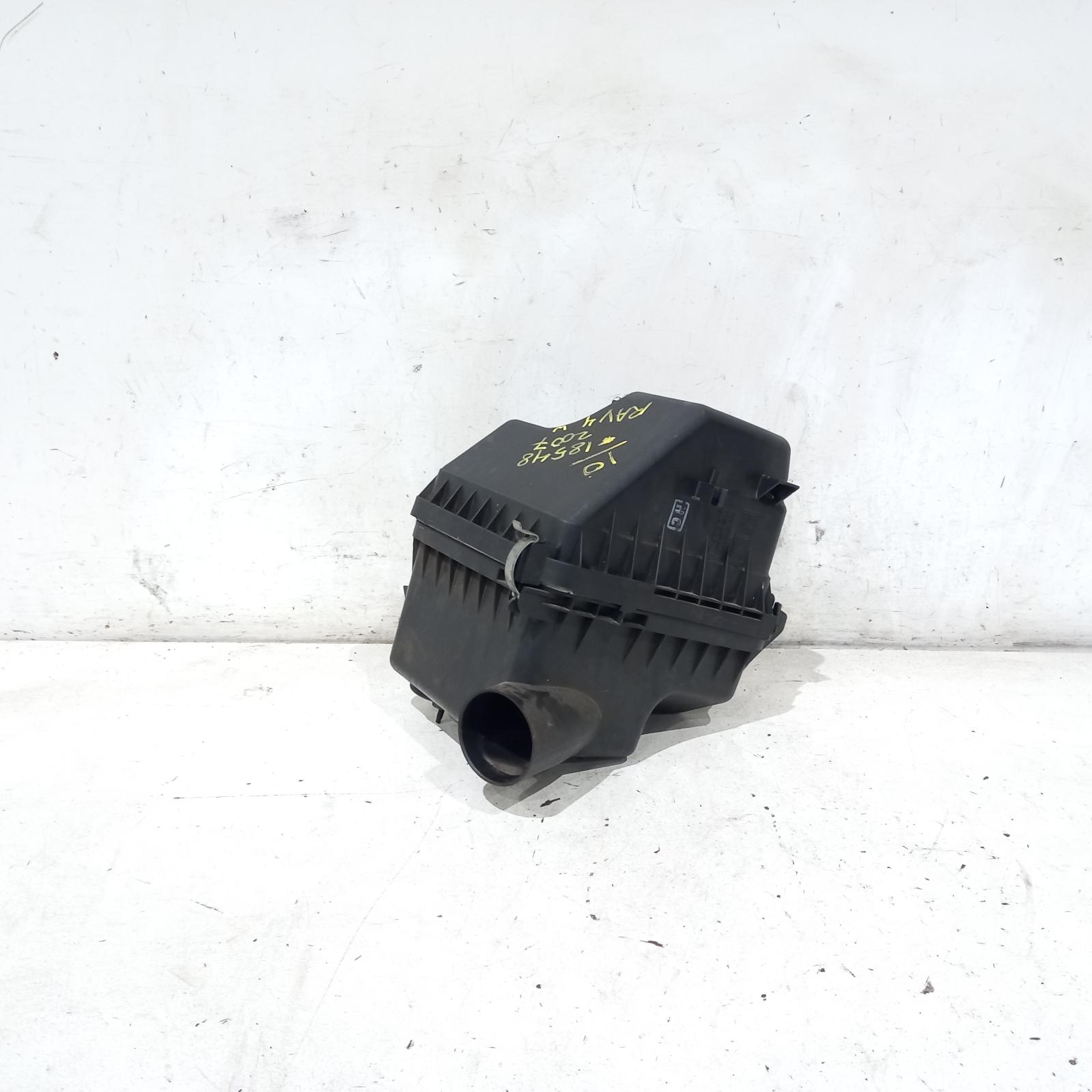 2007 Toyota Rav4 Air Cleaner/Box View Auto part Air Cleaner/Box Toyota Rav4 2007