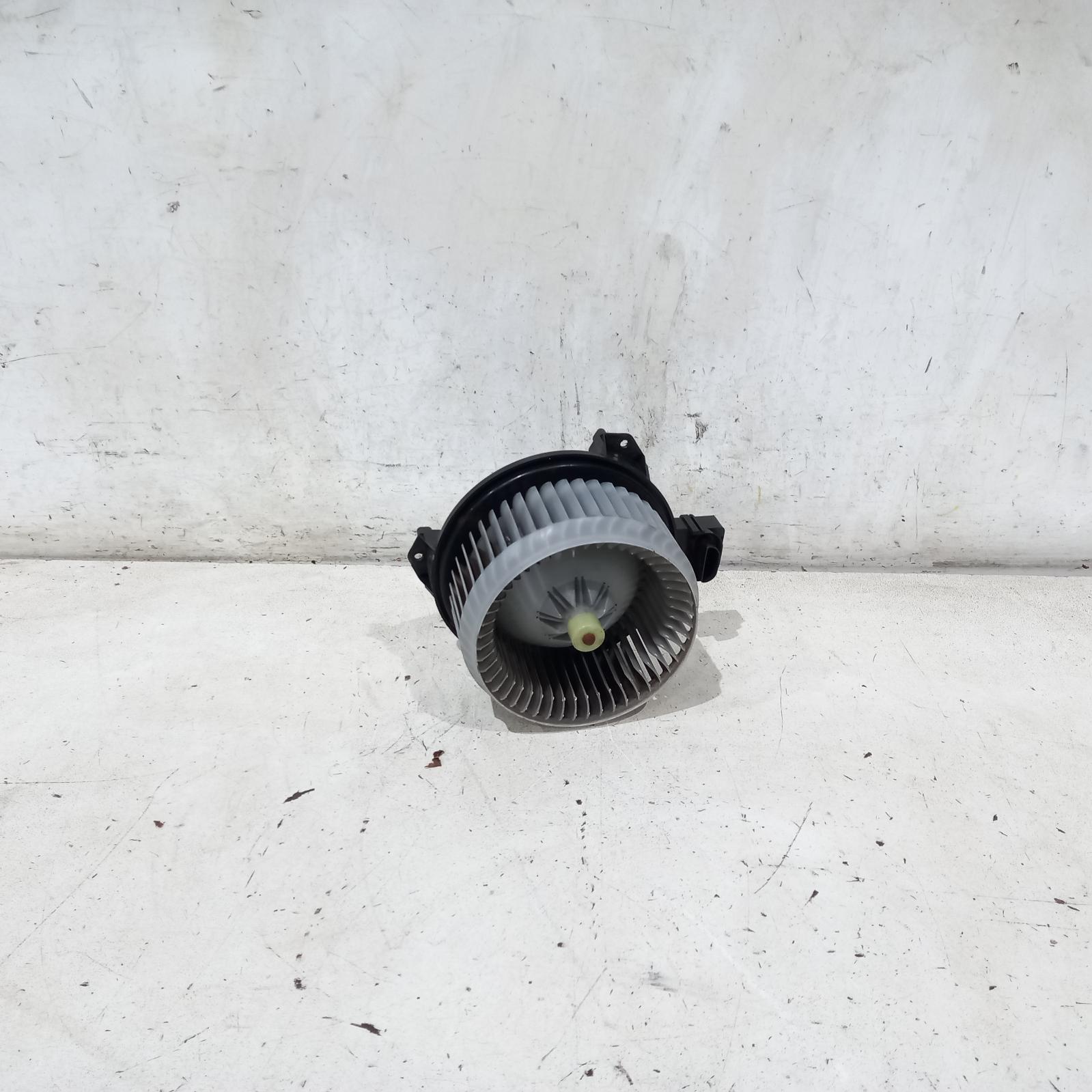 View Auto part Heater Fan Motor Toyota Rav4 2007