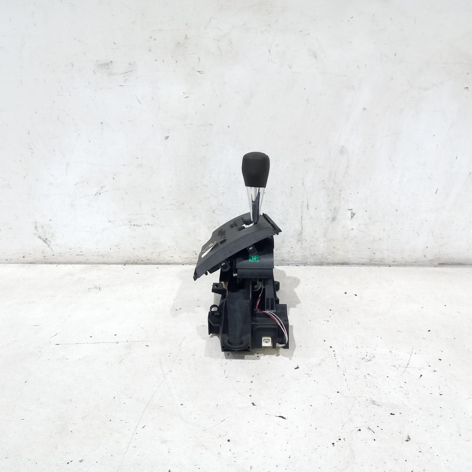 View Auto part Gear Stick/Shifter Toyota Rav4 2007