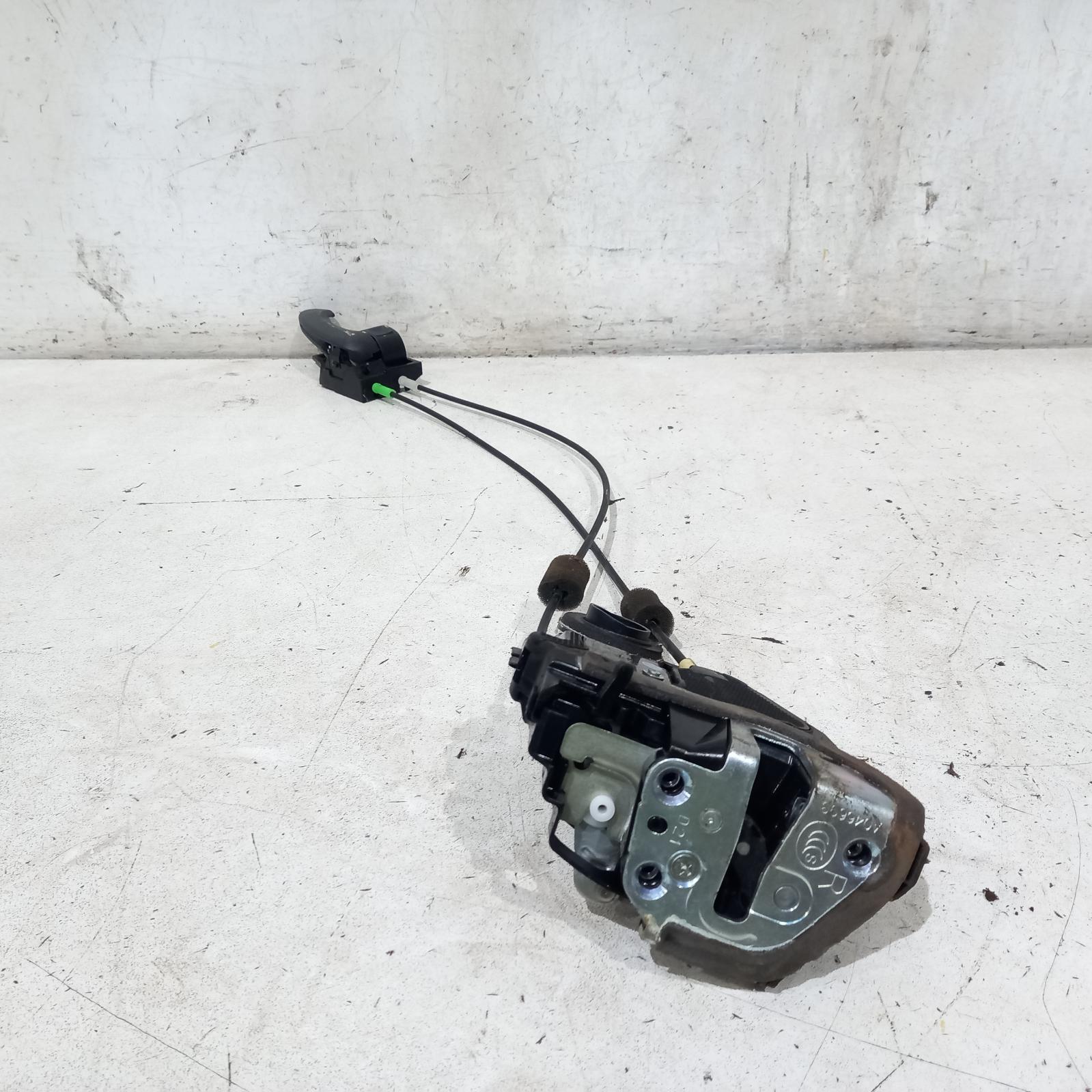 View Auto part Door/Boot/Gate Lock Toyota Rav4 2007