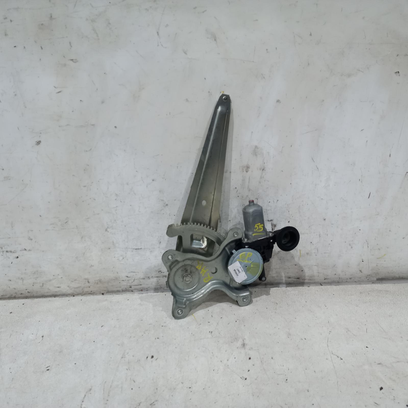 2007 Toyota Rav4 Right Rear Wnd Reg/Motor View Auto part Right Rear Wnd Reg/Motor Toyota Rav4 2007
