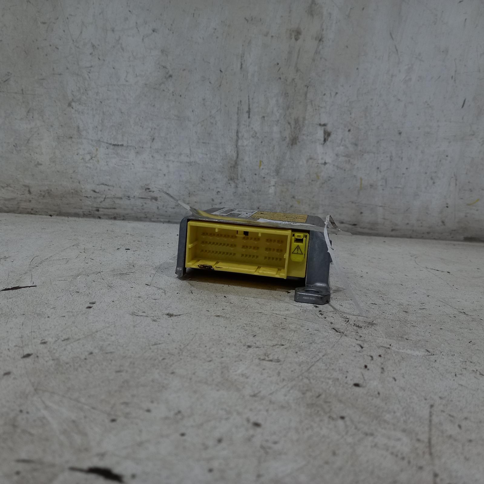 2007 Toyota Rav4 Airbag Module/Sensor View Auto part Airbag Module/Sensor Toyota Rav4 2007