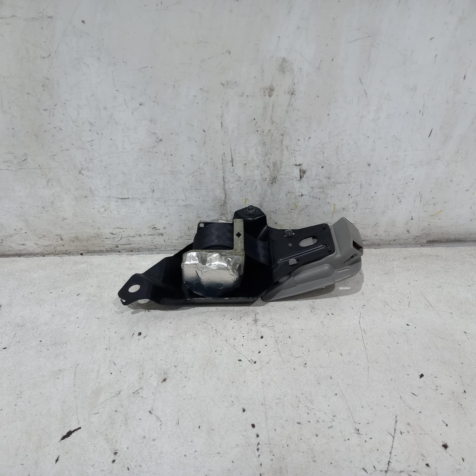 View Auto part Seatbelt/Stalk Toyota Rav4 2007
