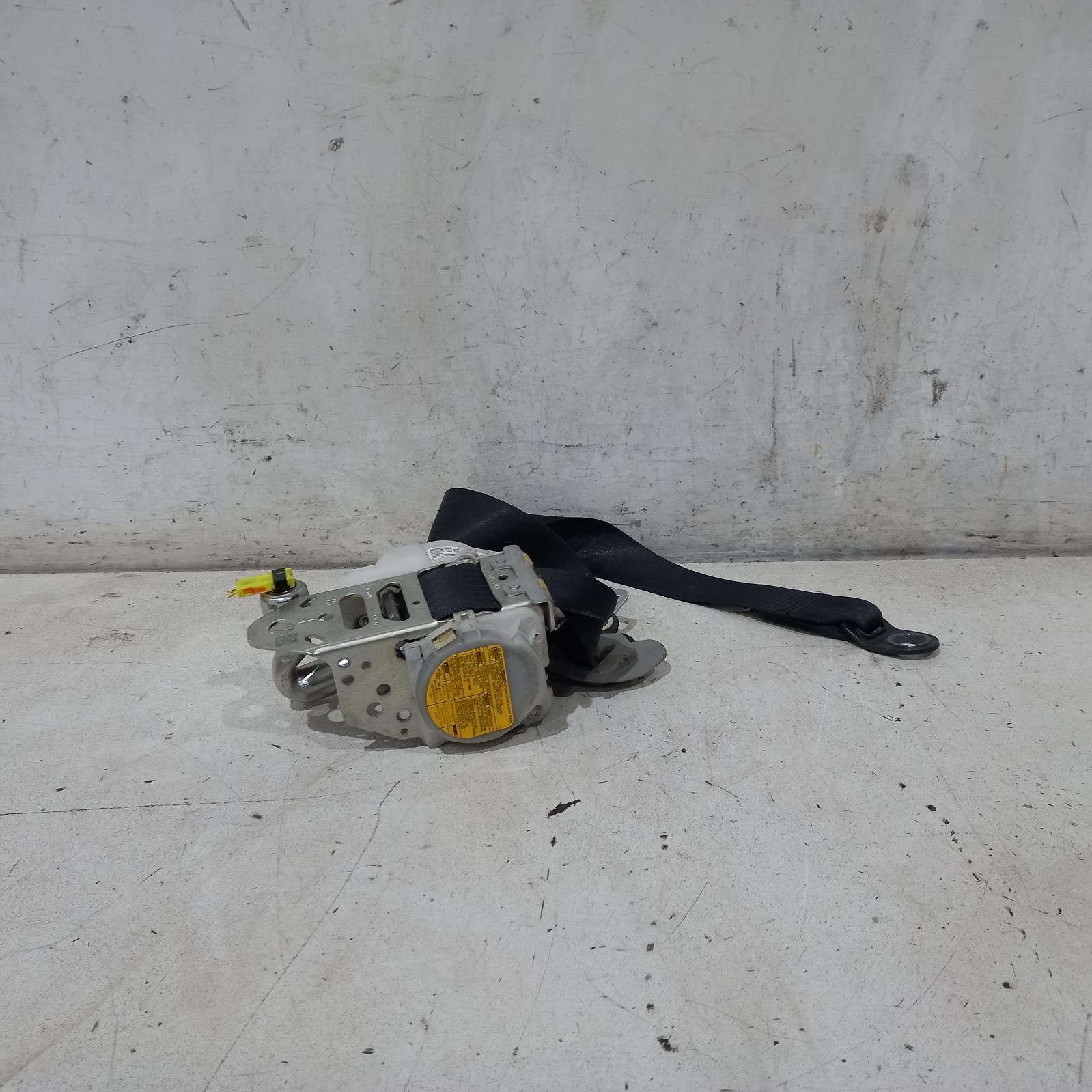 View Auto part Seatbelt/Stalk Toyota Rav4 2007
