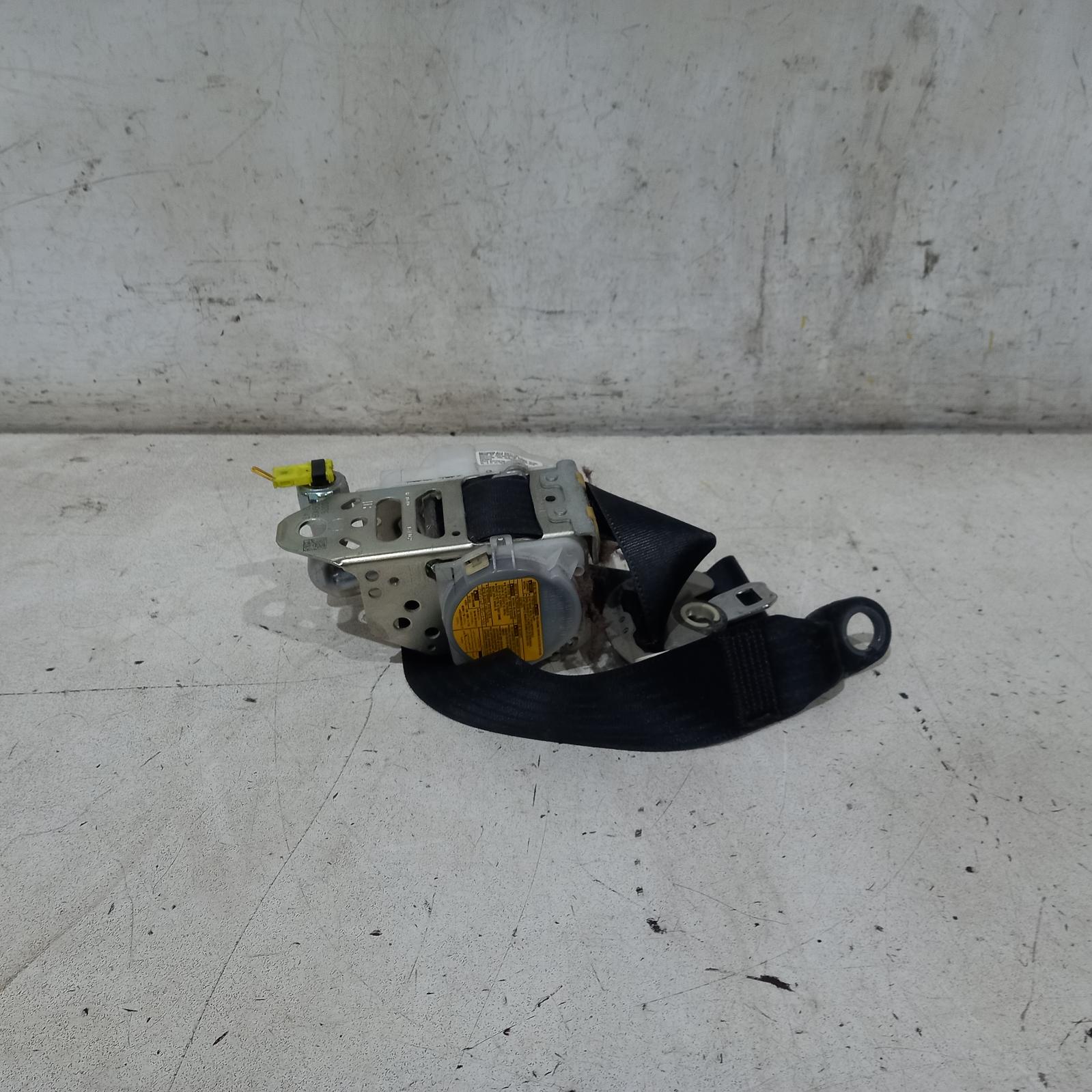 2007 Toyota Rav4 Seatbelt/Stalk View Auto part Seatbelt/Stalk Toyota Rav4 2007
