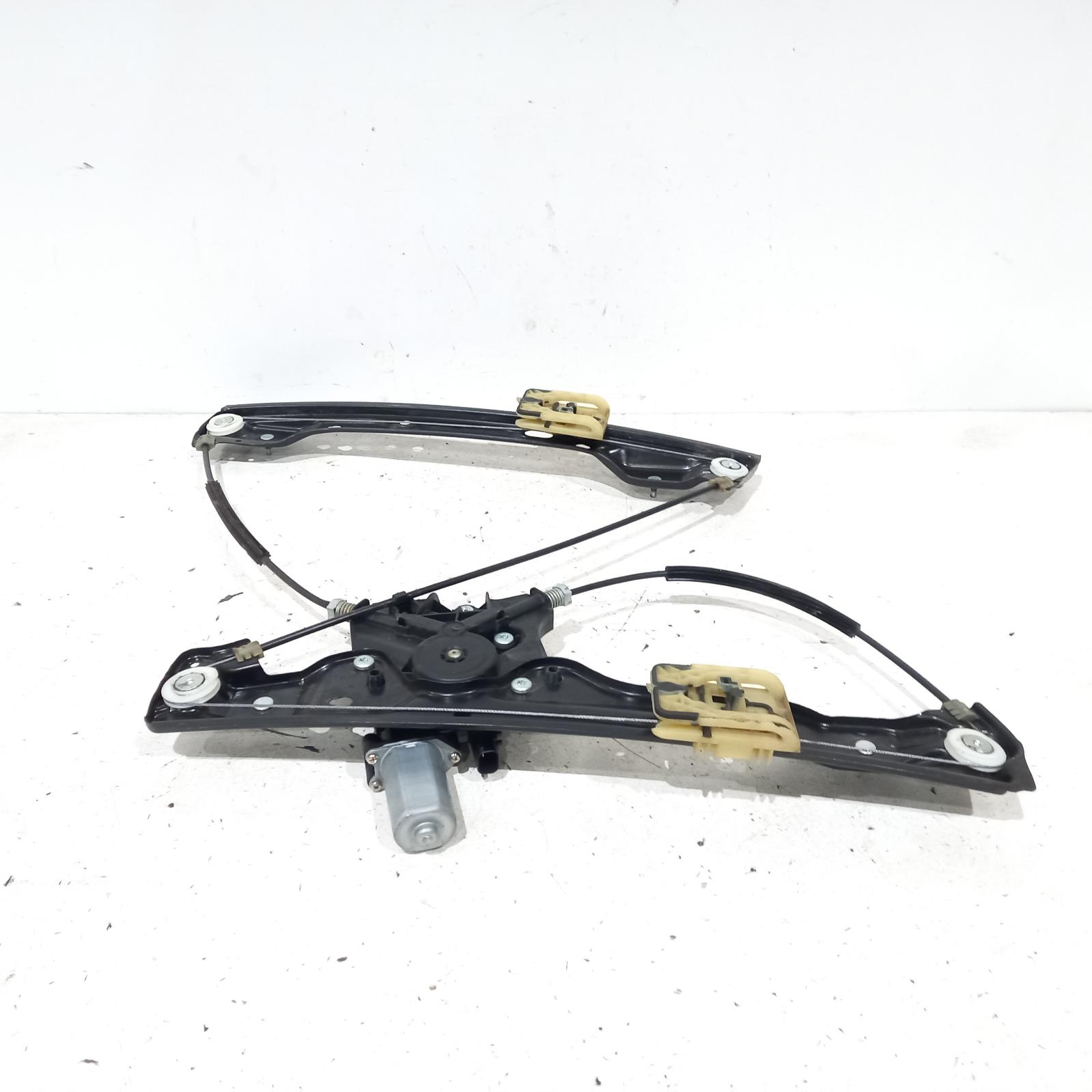 2017 Holden Astra Left Front Window Reg/Motor View Auto part Left Front Window Reg/Motor Holden Astra 2017