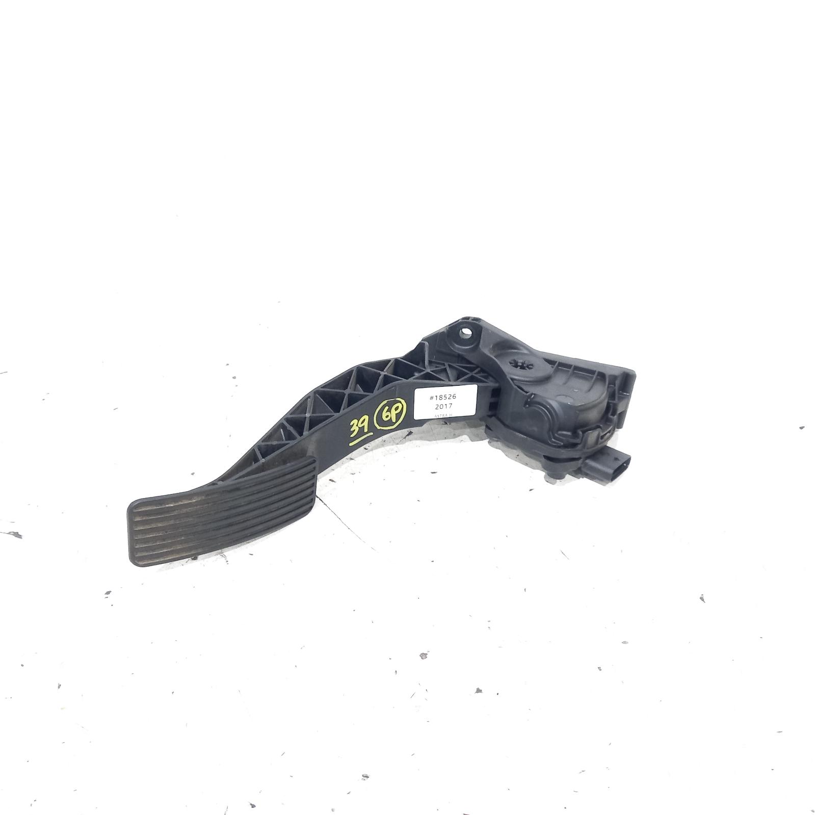 View Auto part Pedal Assembly Holden Astra 2017